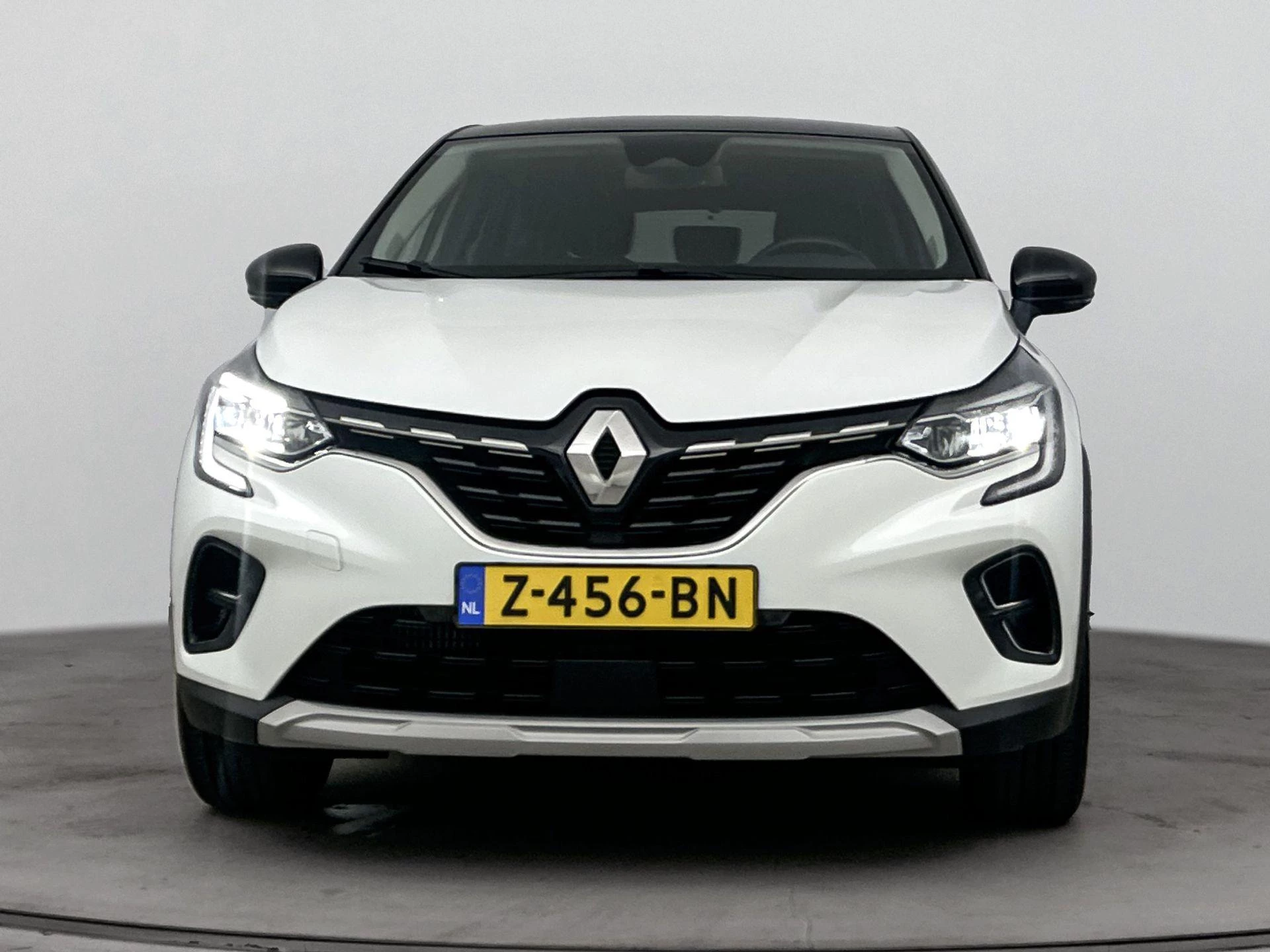 Renault Captur 1.3 mild hybrid 140Pk Techno
