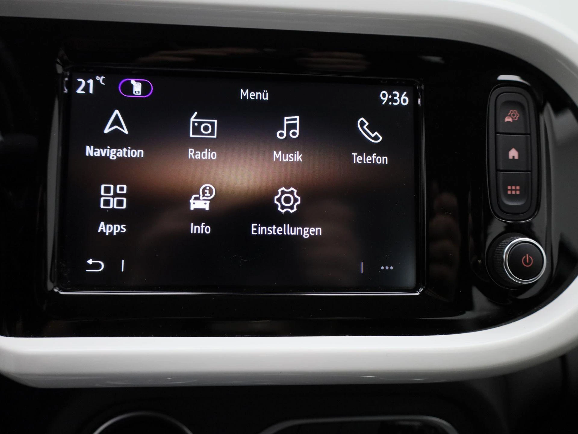Renault-Twingo-image-17