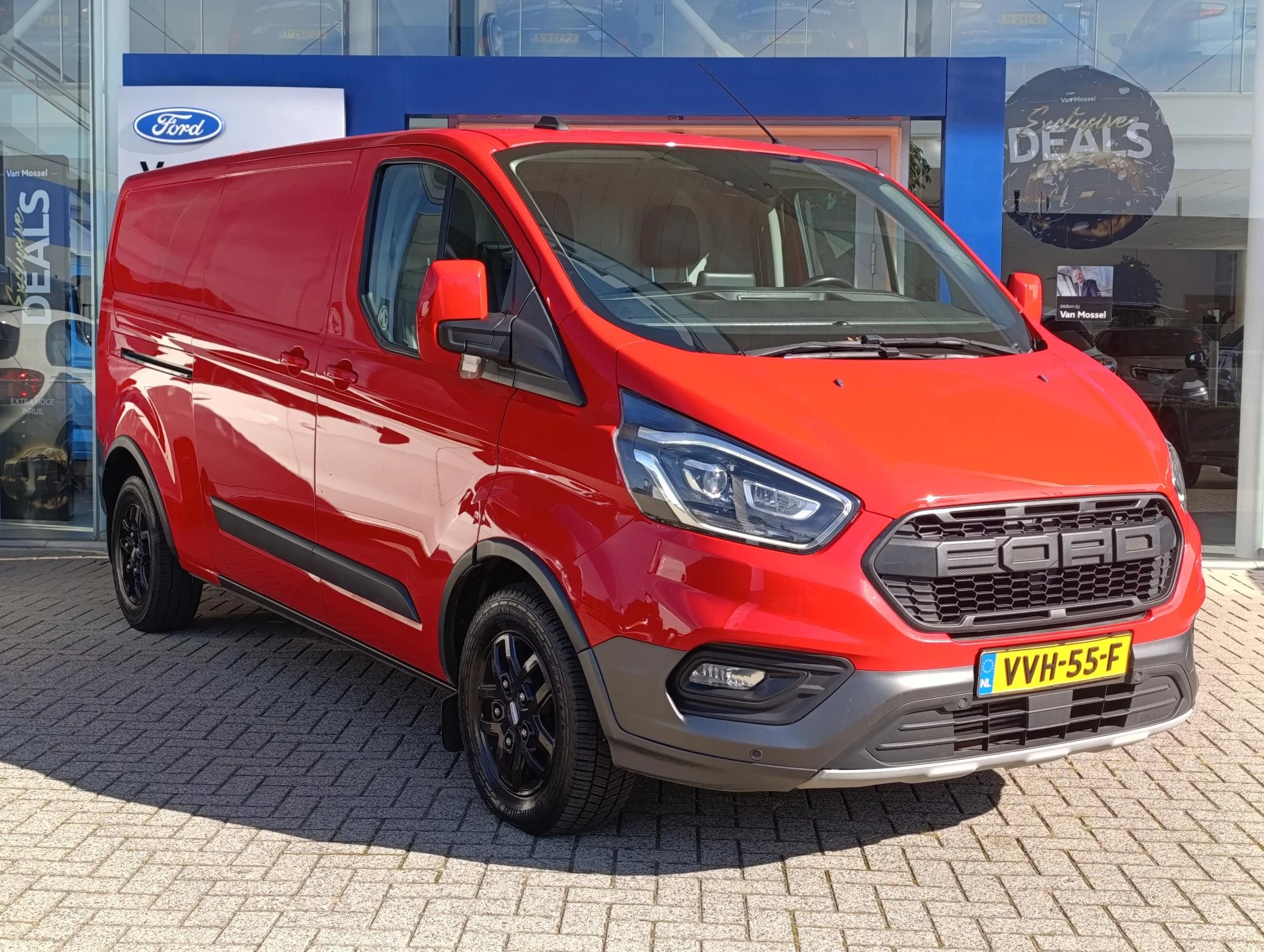 Ford-Transit Custom-image-4