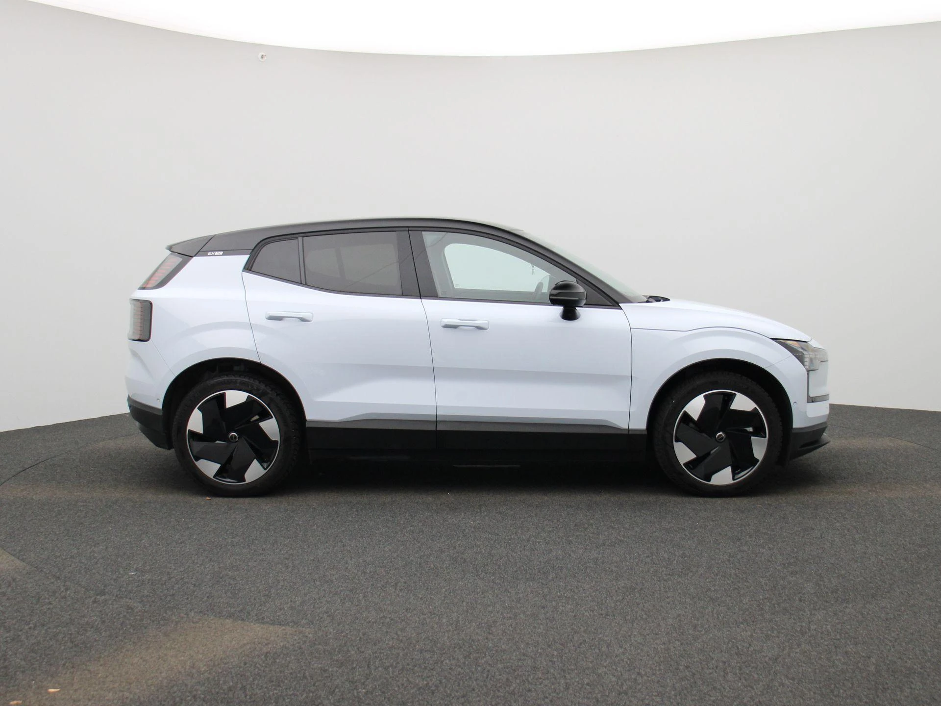 Volvo-EX30-image-5