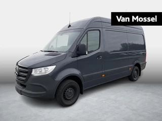 Mercedes-Benz-Sprinter-image-0