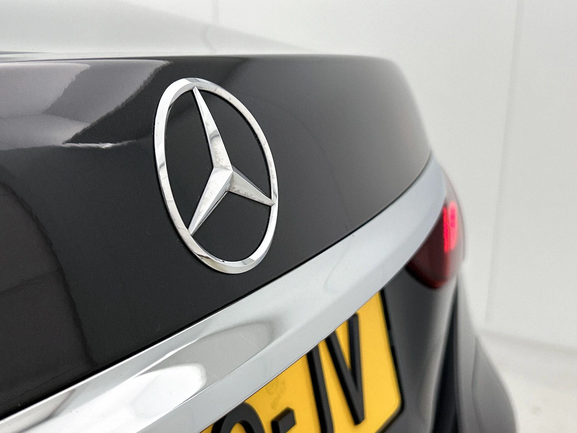 Mercedes-Benz-E-Klasse-image-36