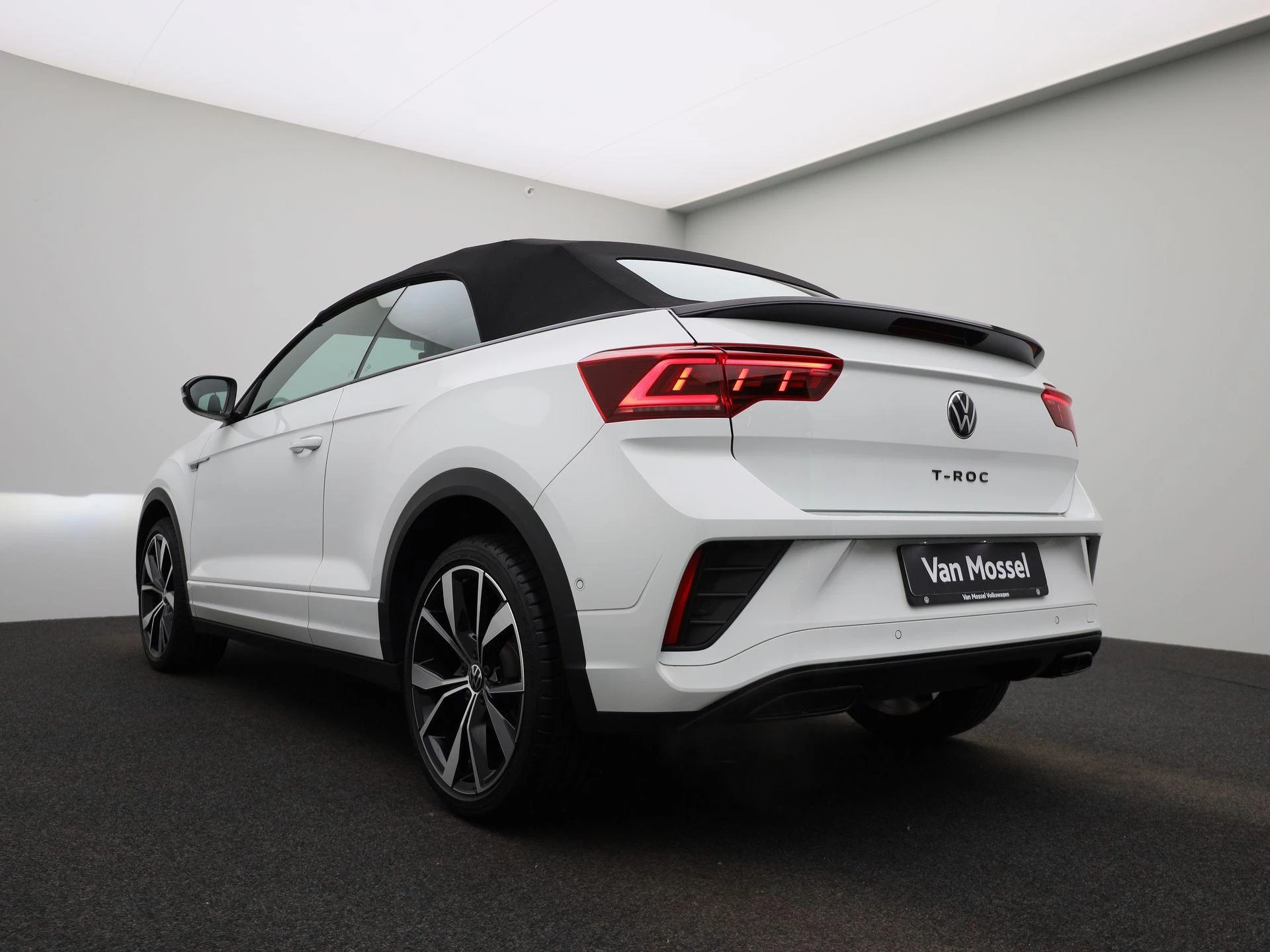 Volkswagen T-Roc Cabrio 1.5 TSI R-Line 150 PK|
