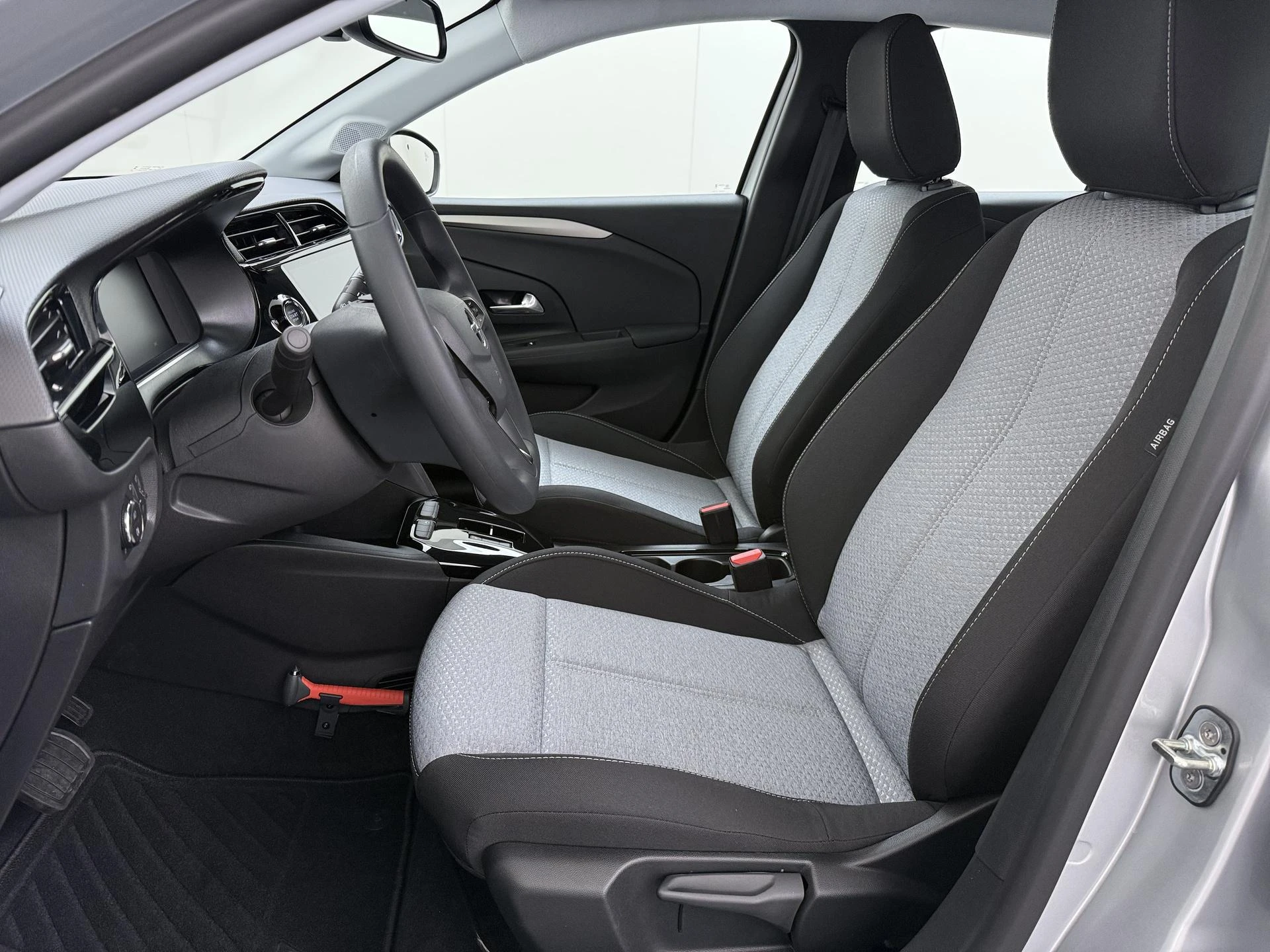 Opel-Corsa-e-image-13