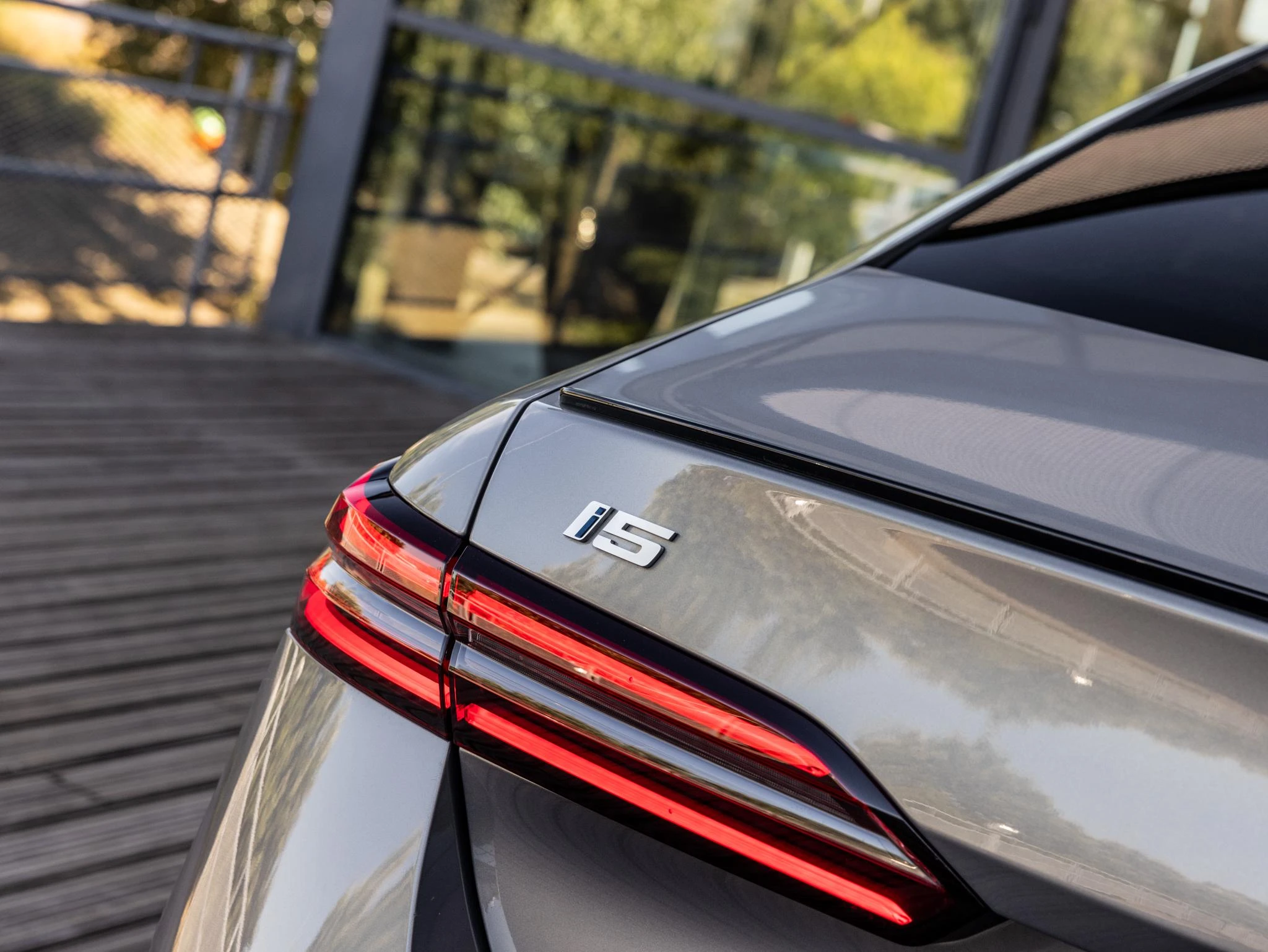 BMW-i5-image-11