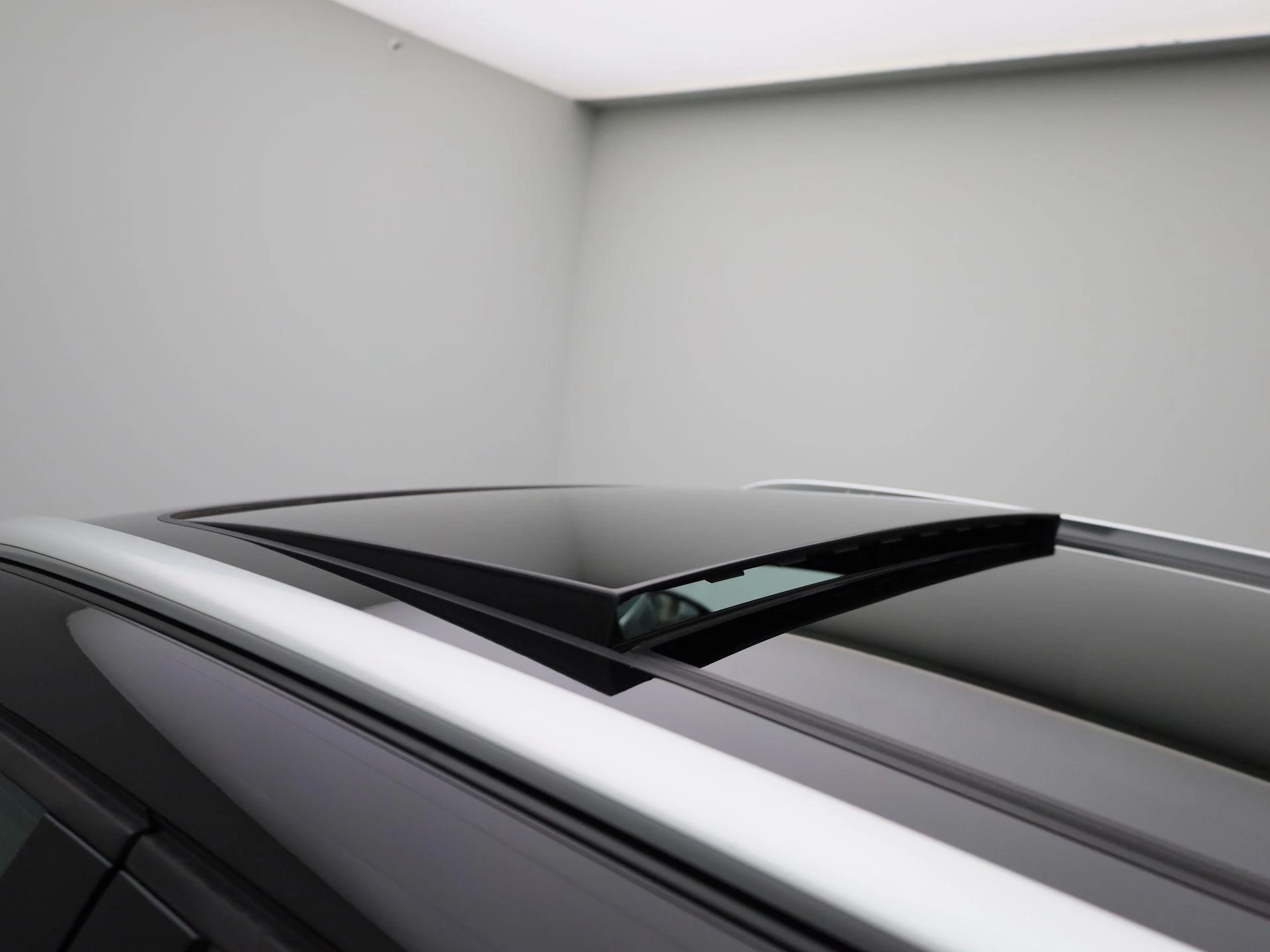 Audi-Q4 e-tron-image-43