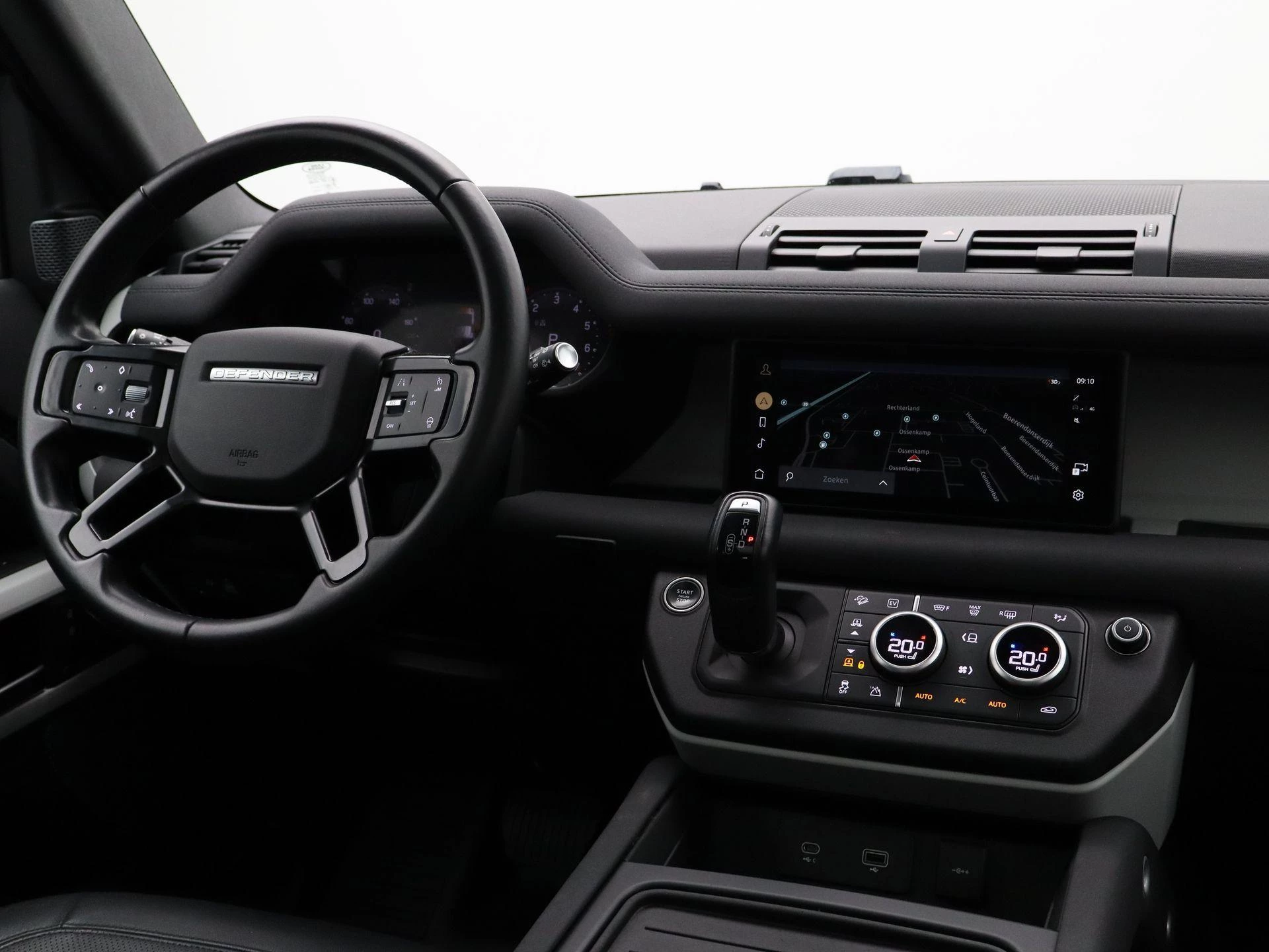 Land Rover-Defender-image-41