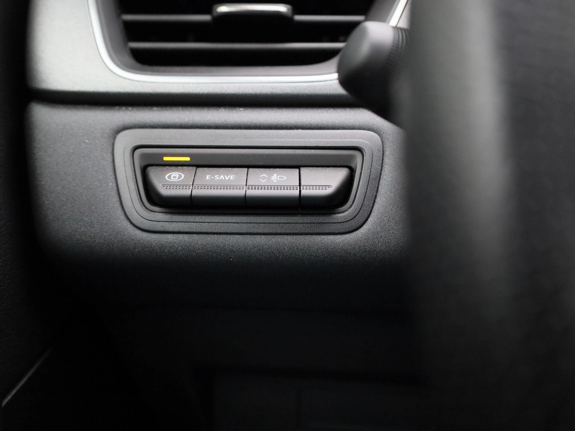Renault-Captur-image-24