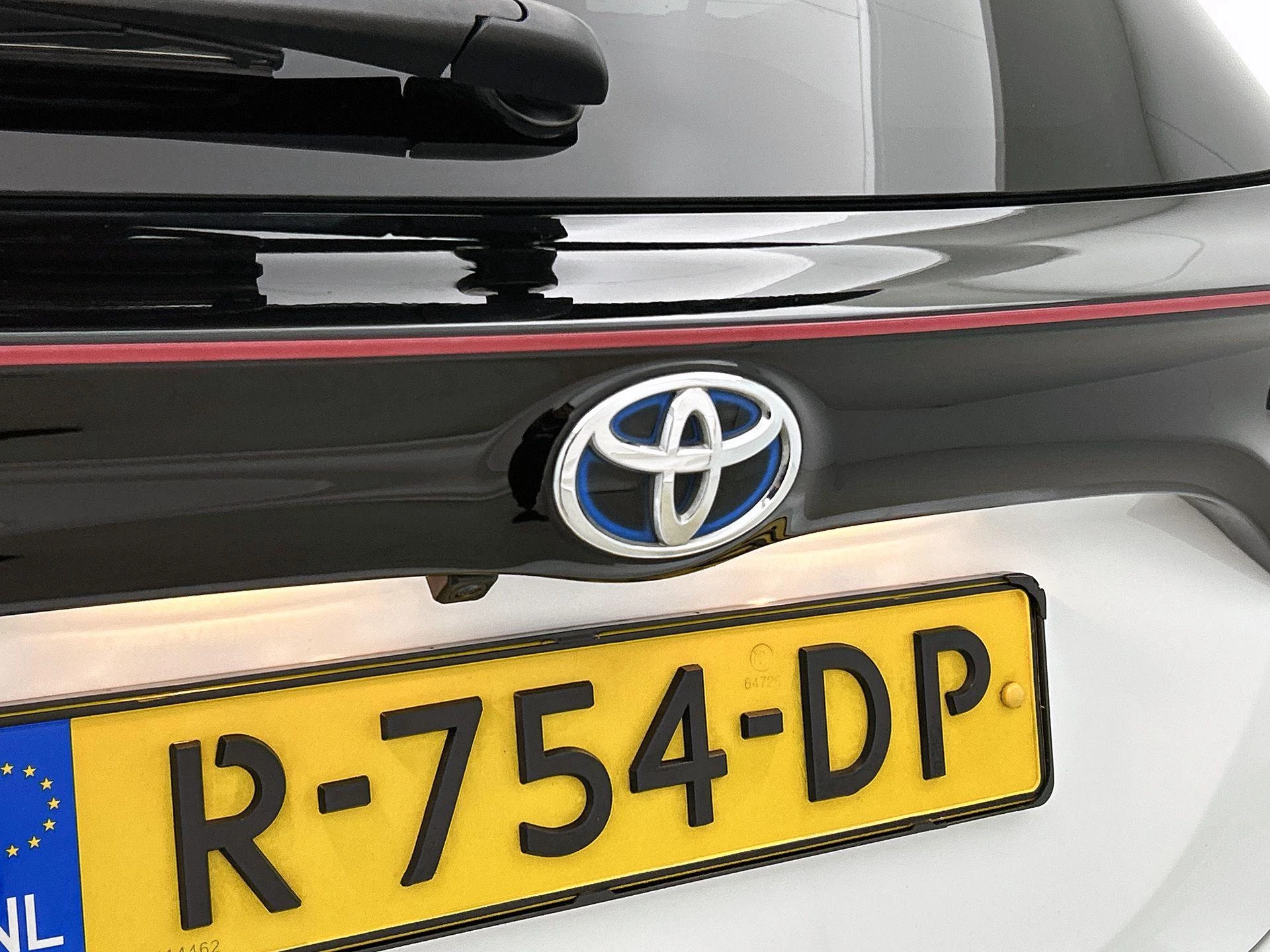 Toyota-Yaris-image-13