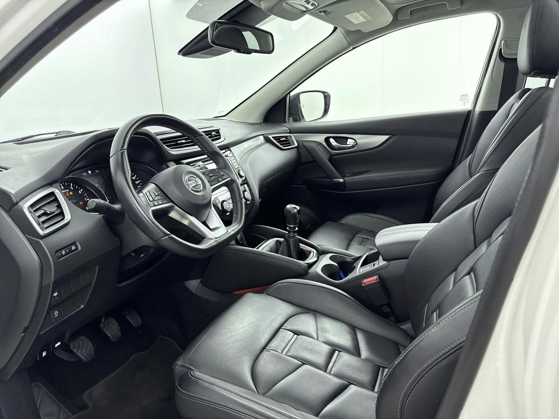 Nissan-QASHQAI-image-11