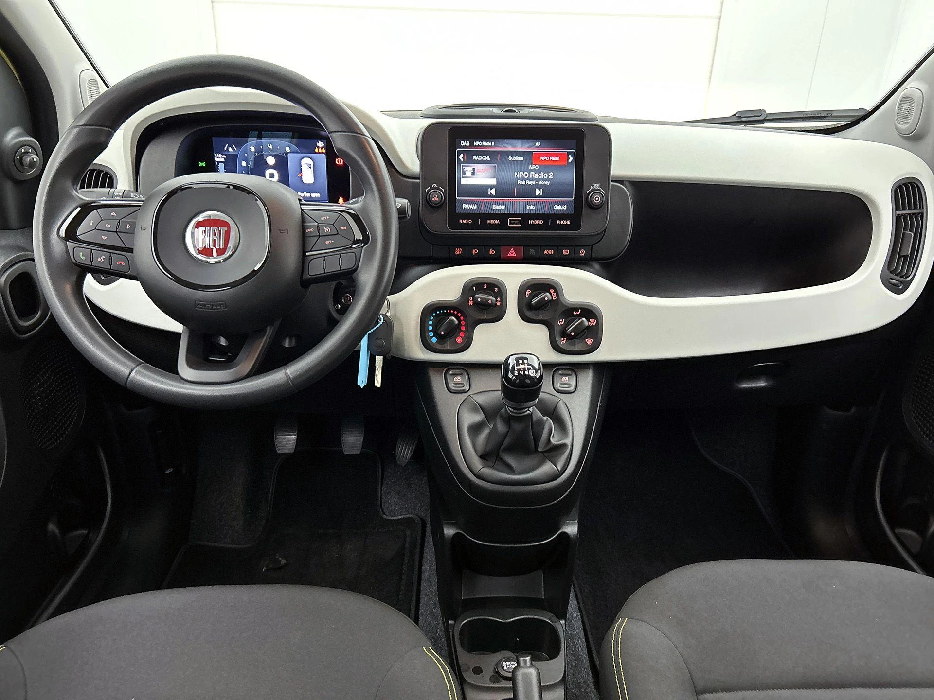 Fiat Panda 1.0 Hybrid Pandina