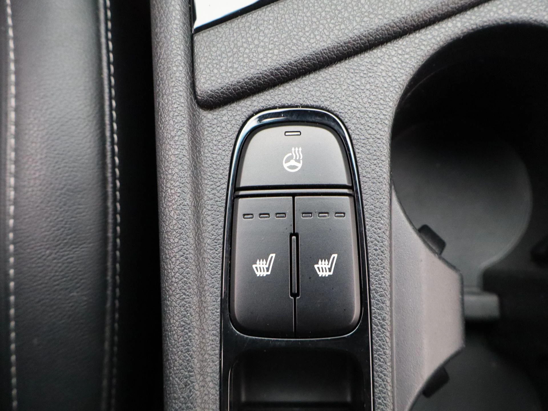 Kia-Niro-image-23