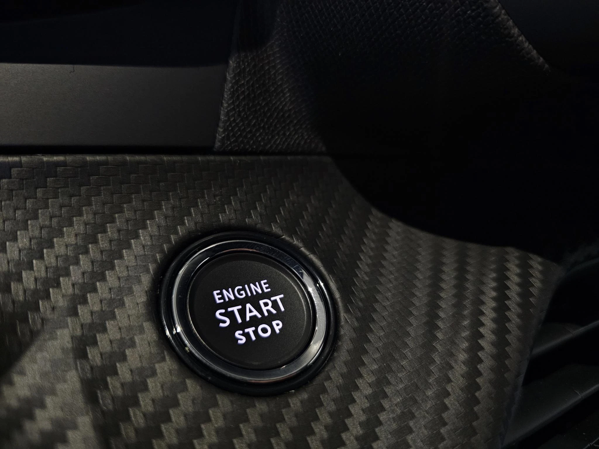 Peugeot-208-image-15