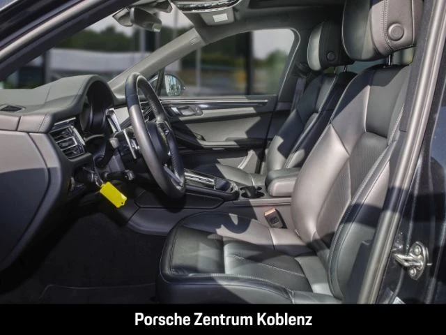 Porsche-Macan-image-4