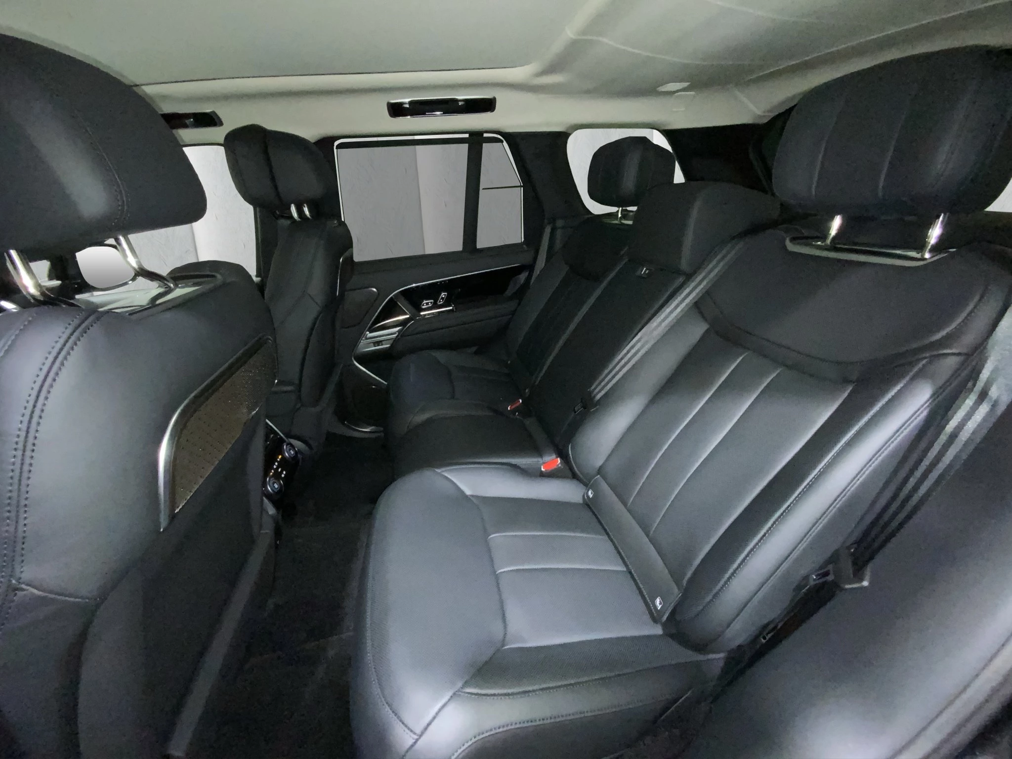 Land Rover Range Rover Autobiography 3.0 P550e 22 | AHK | Kühlfach