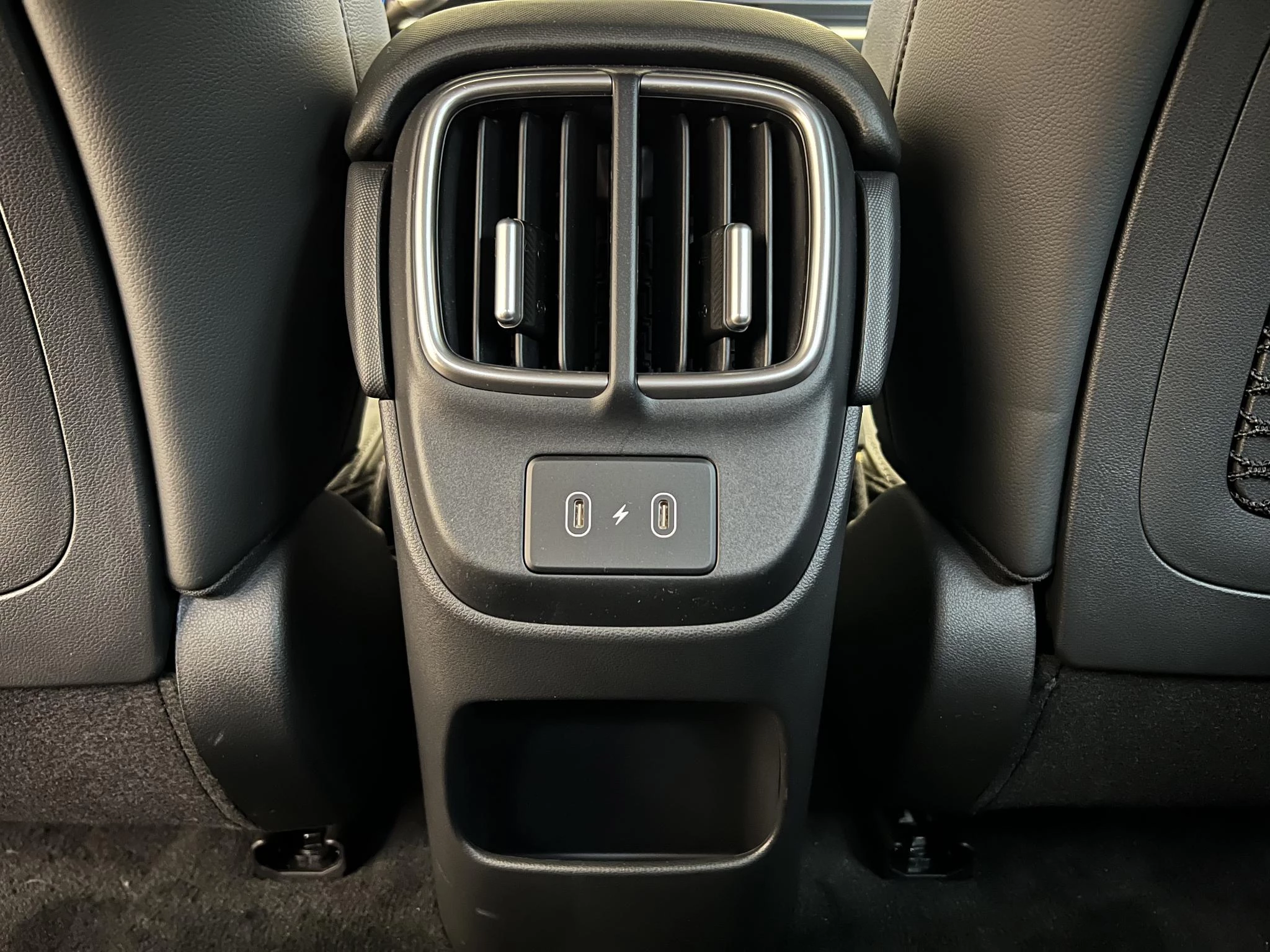 Hyundai-IONIQ 6-image-13