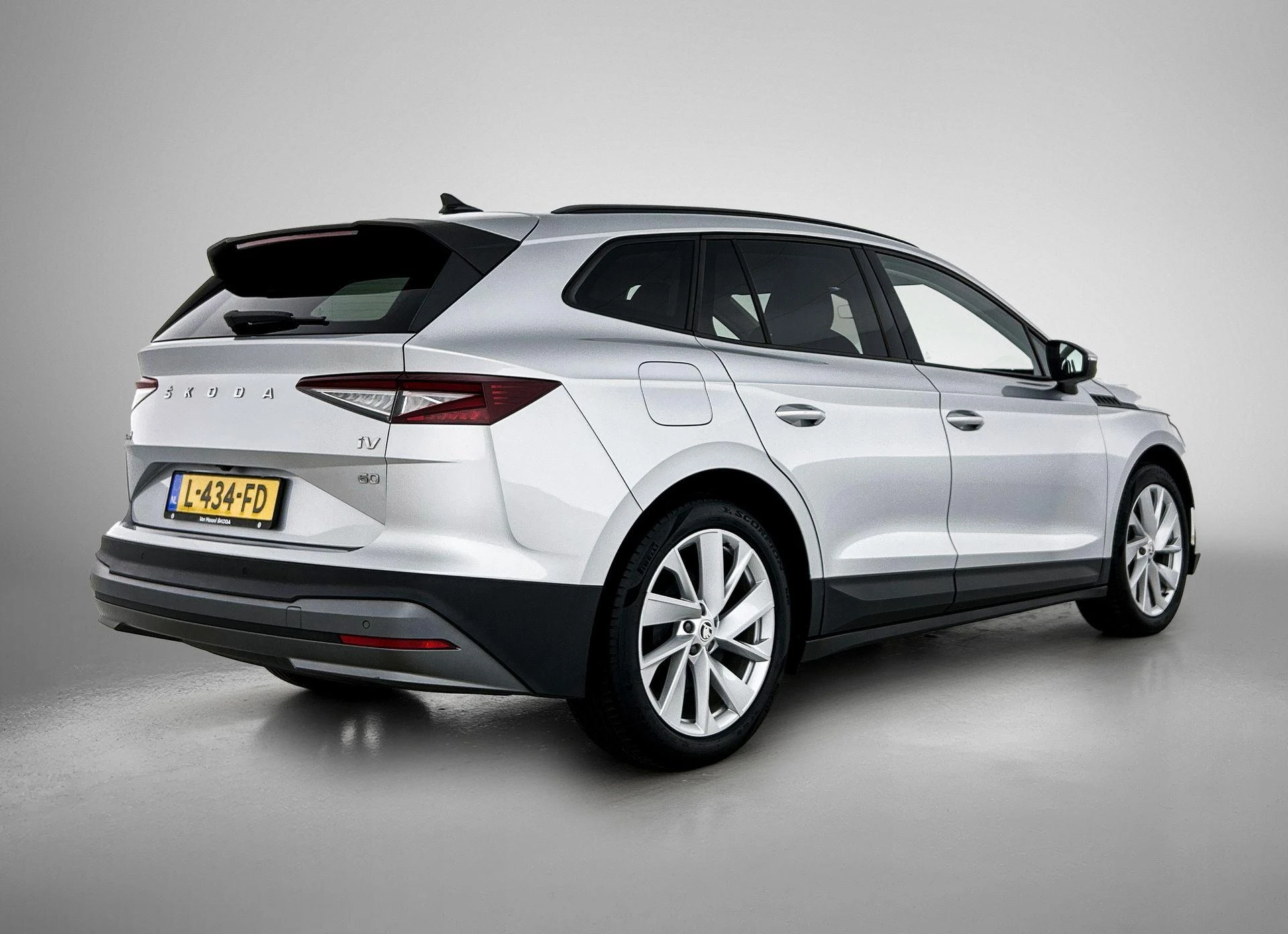 Škoda-Enyaq iV-image-3