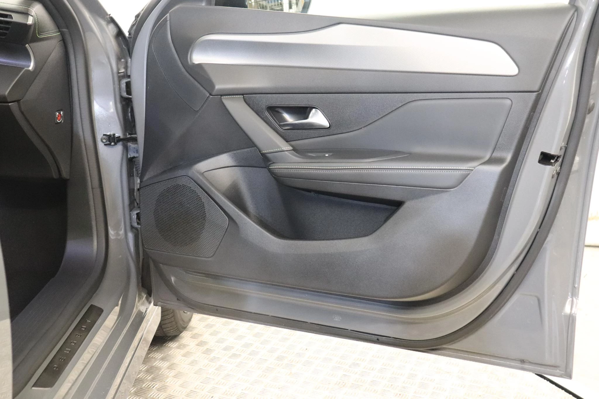 Peugeot e-308 SW e-308 156 GT