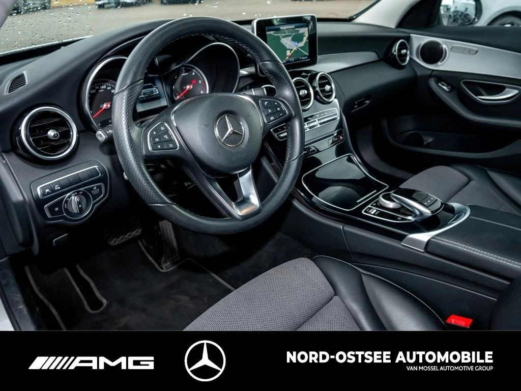 Mercedes-Benz C-Klasse 250 d T AVANTGARDE NAVI TEMPO KAMERA AHK LED AVANTGARDE