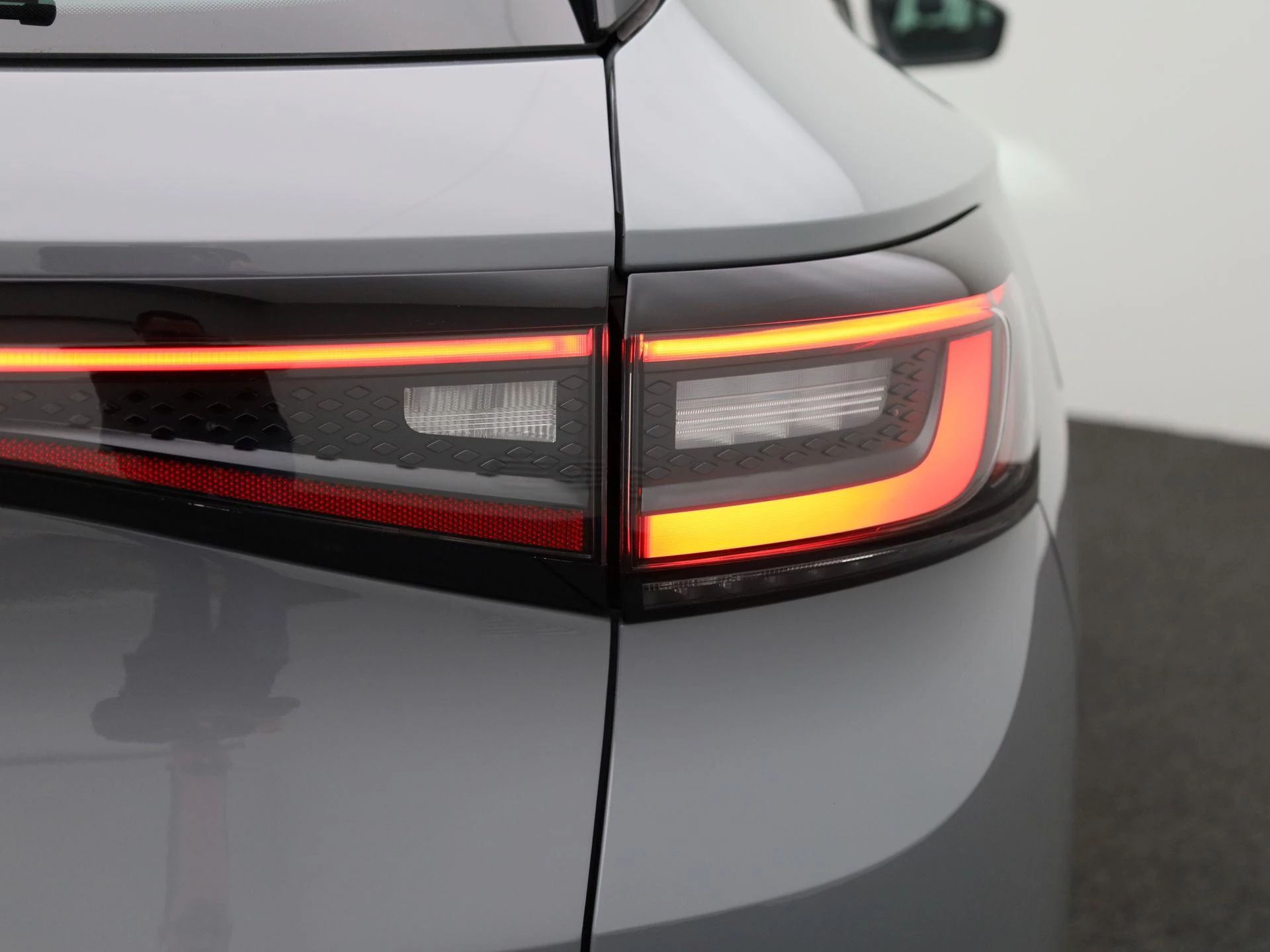 Volkswagen-ID.4-image-34