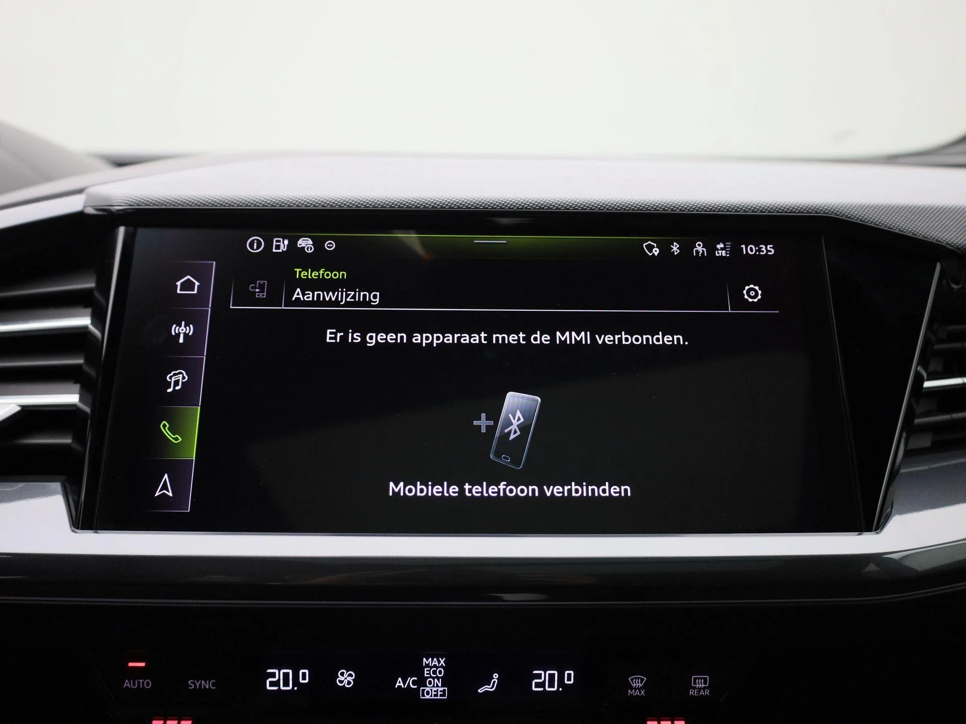 Audi-Q4 e-tron-image-22