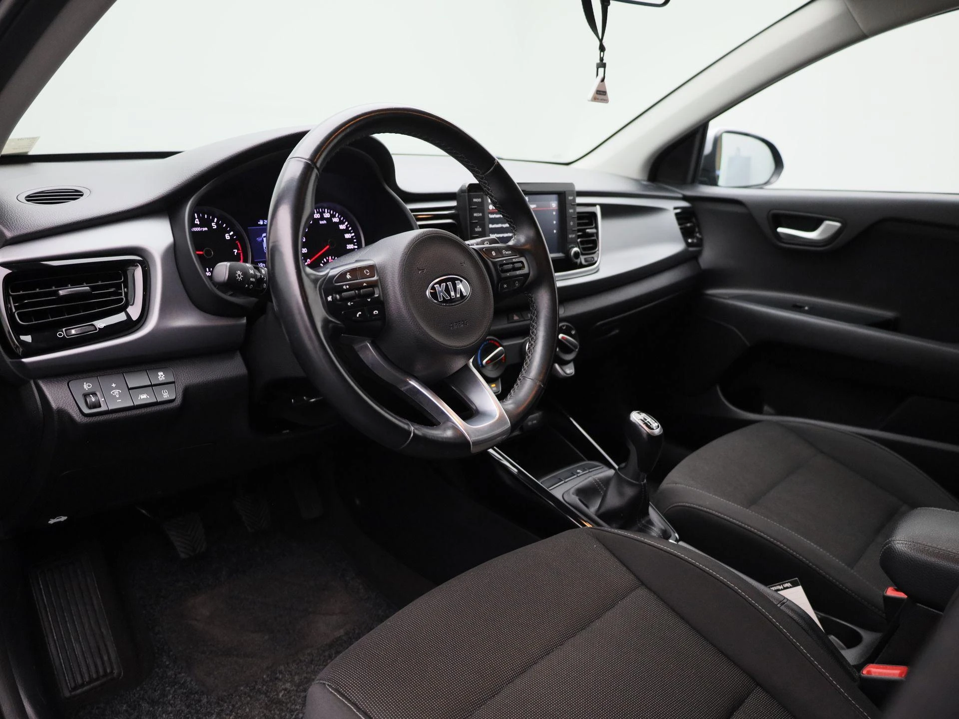 Kia-Rio-image-27
