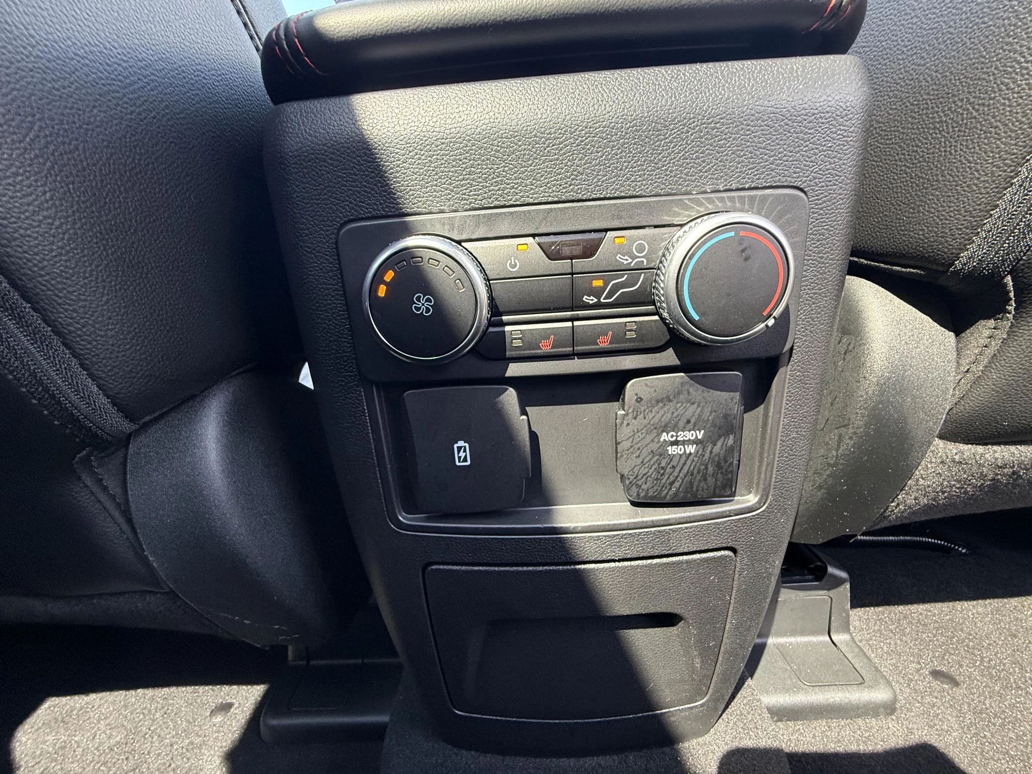 Ford-Explorer-image-14