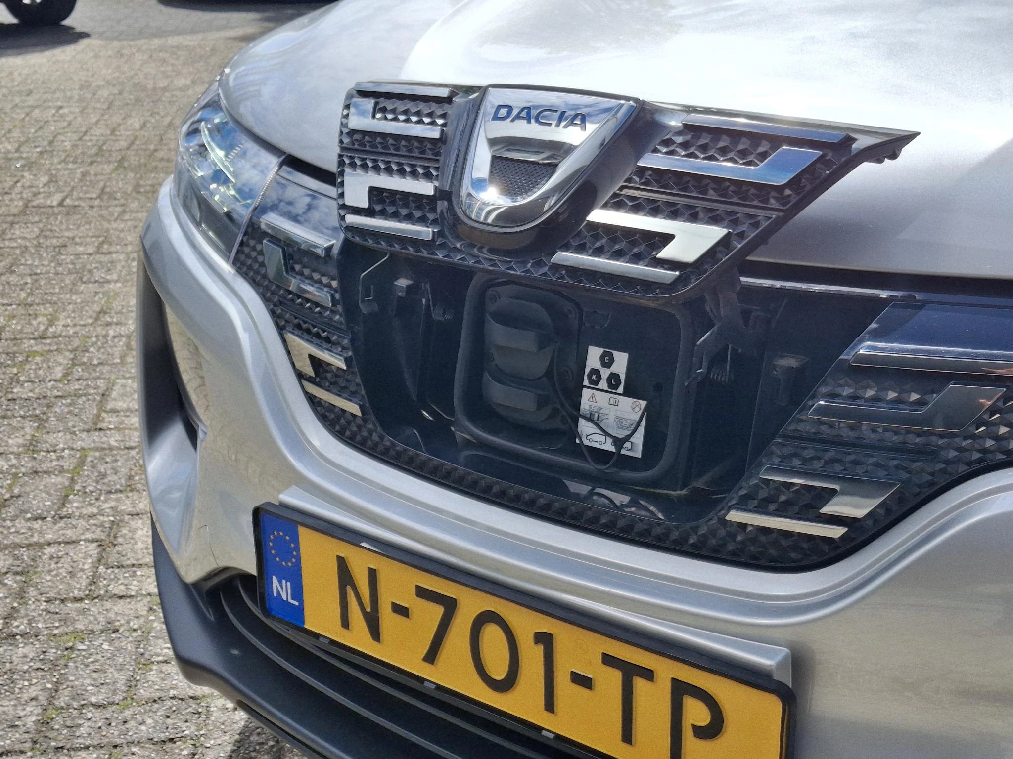 Dacia-Spring-image-8