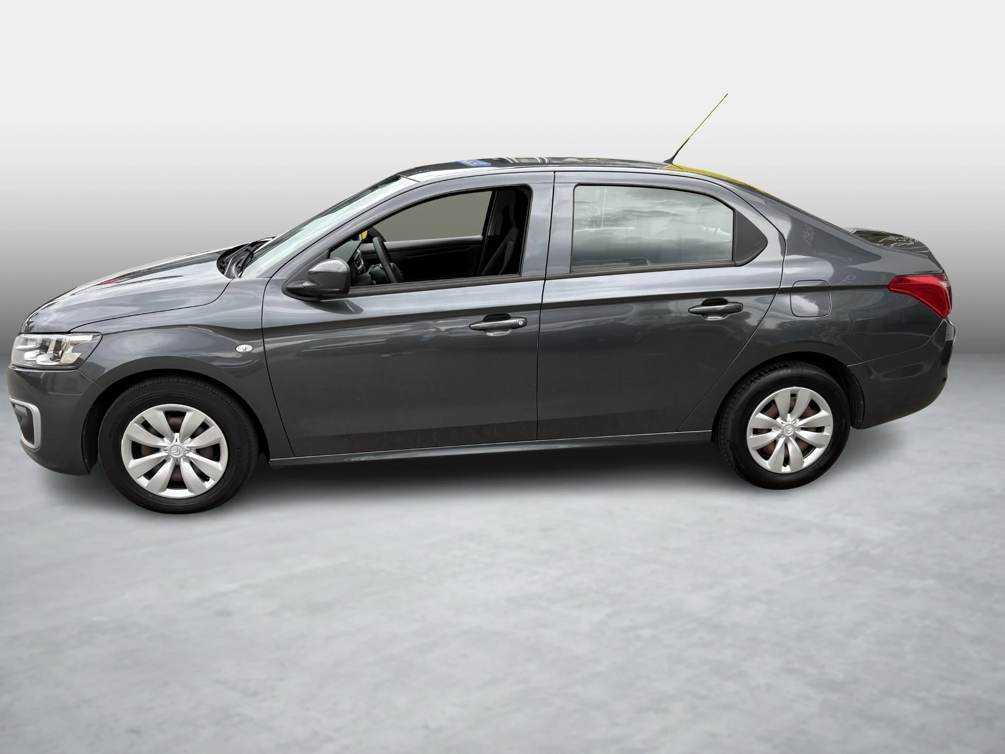Citroën-C-Elysée-image-1