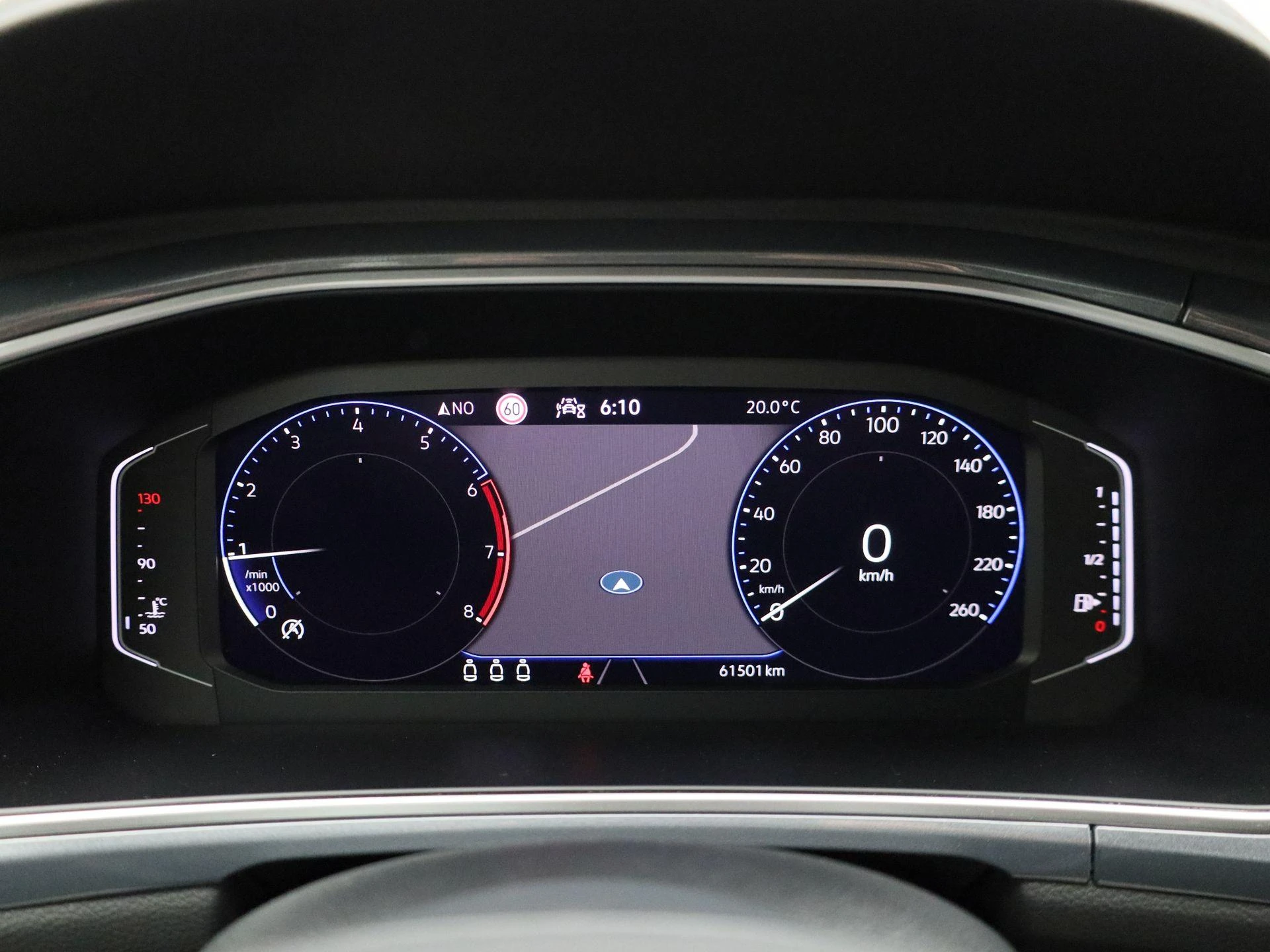 Volkswagen-T-Roc-image-16