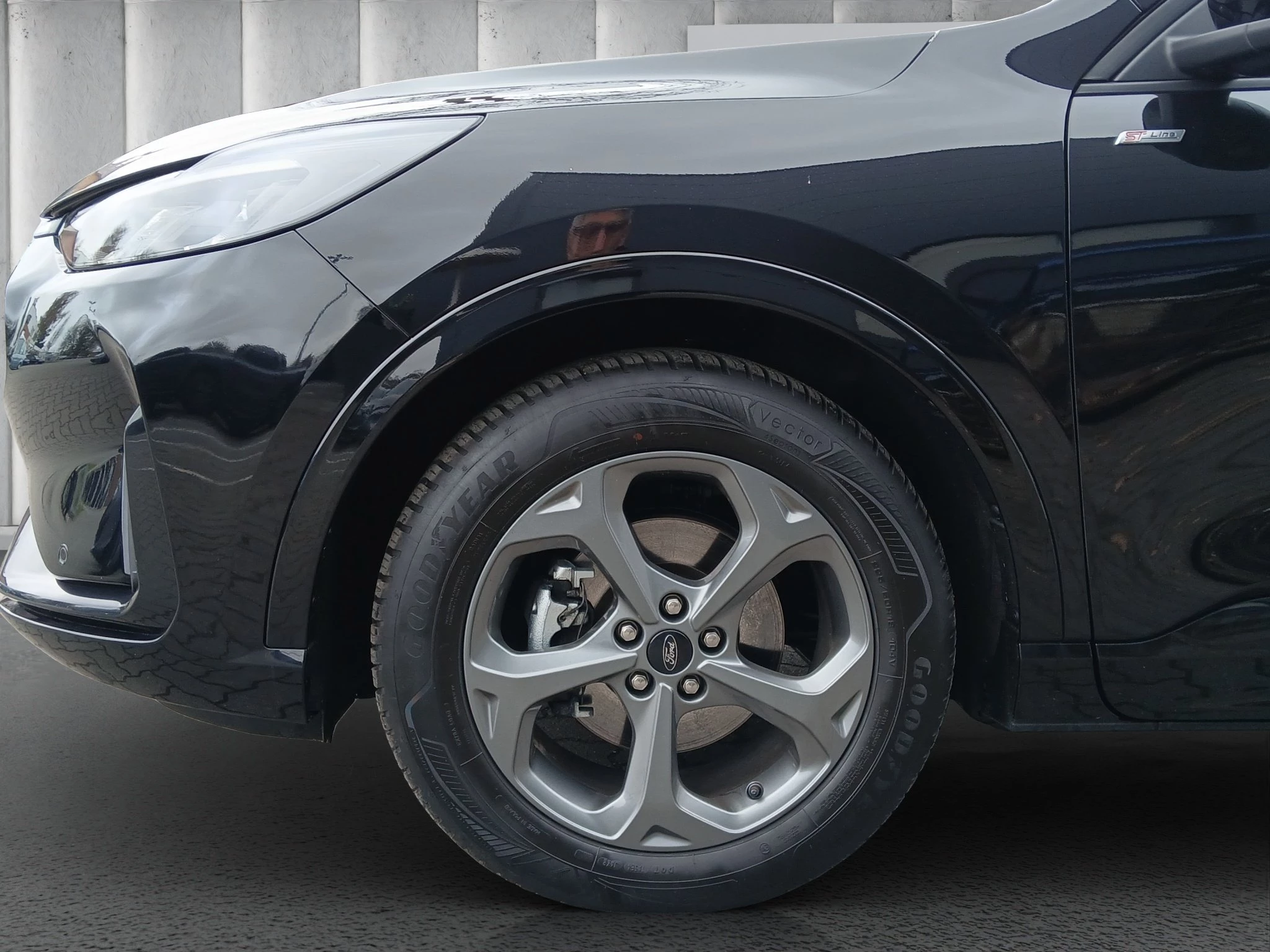 Ford Kuga ST-Line Aut.*KAM*LED-MATRIX*NAVI*GRA*WINTER-PKT.