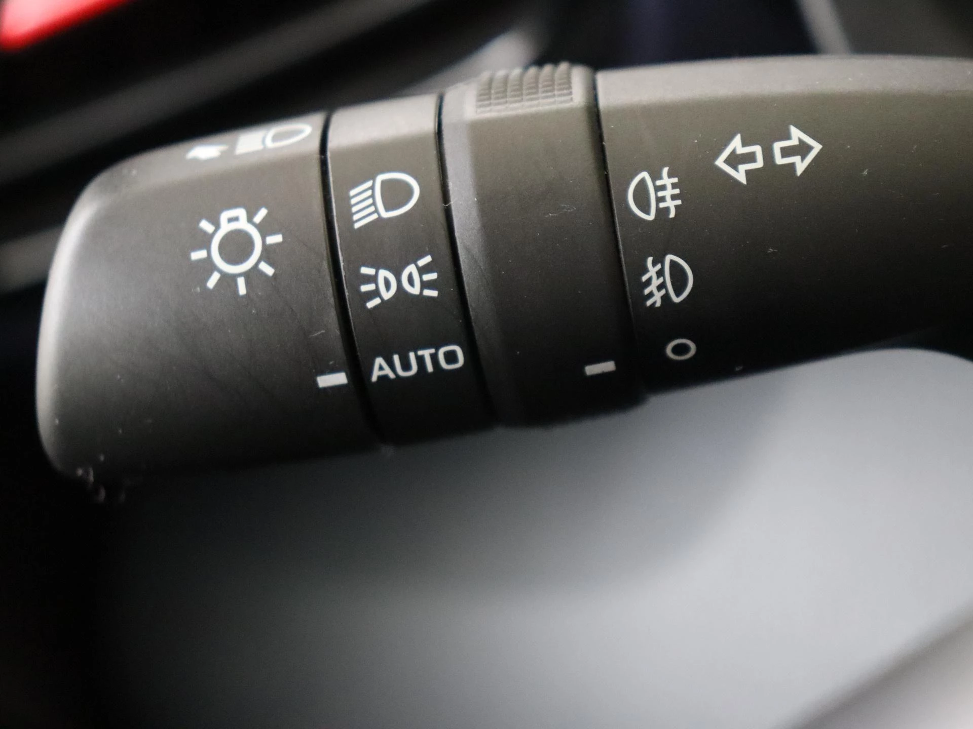 Toyota-Yaris-image-25