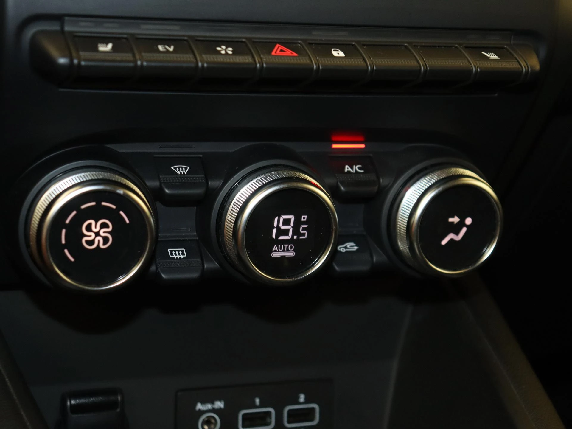 Renault-Captur-image-18