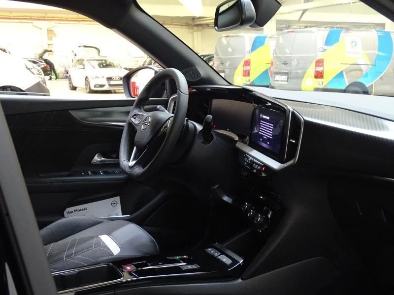 Opel Mokka 1.2T Ultimate automaat VERWACHT