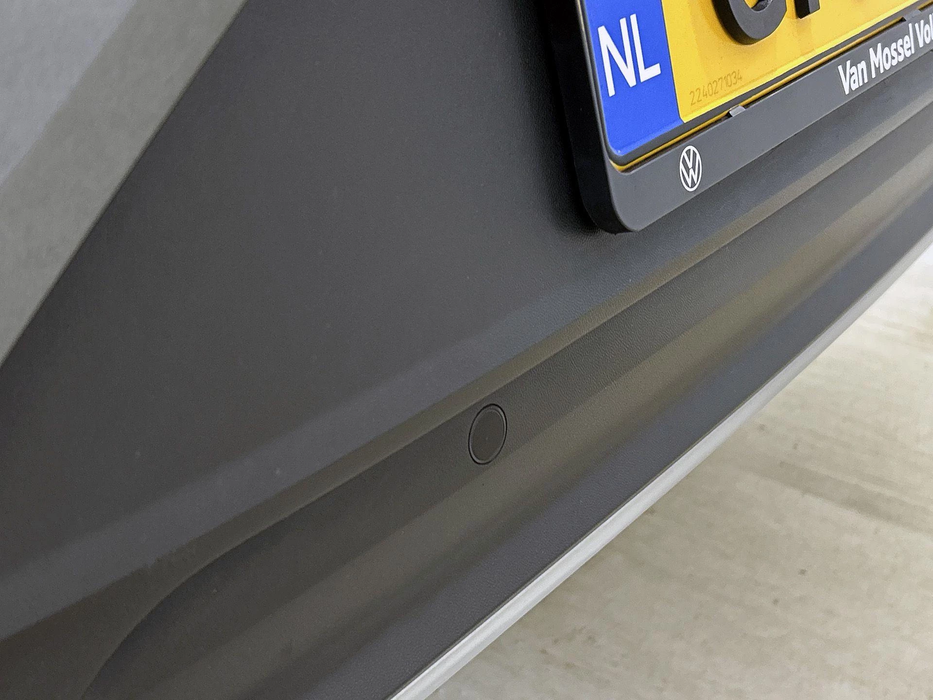 Volkswagen-T-Roc-image-11