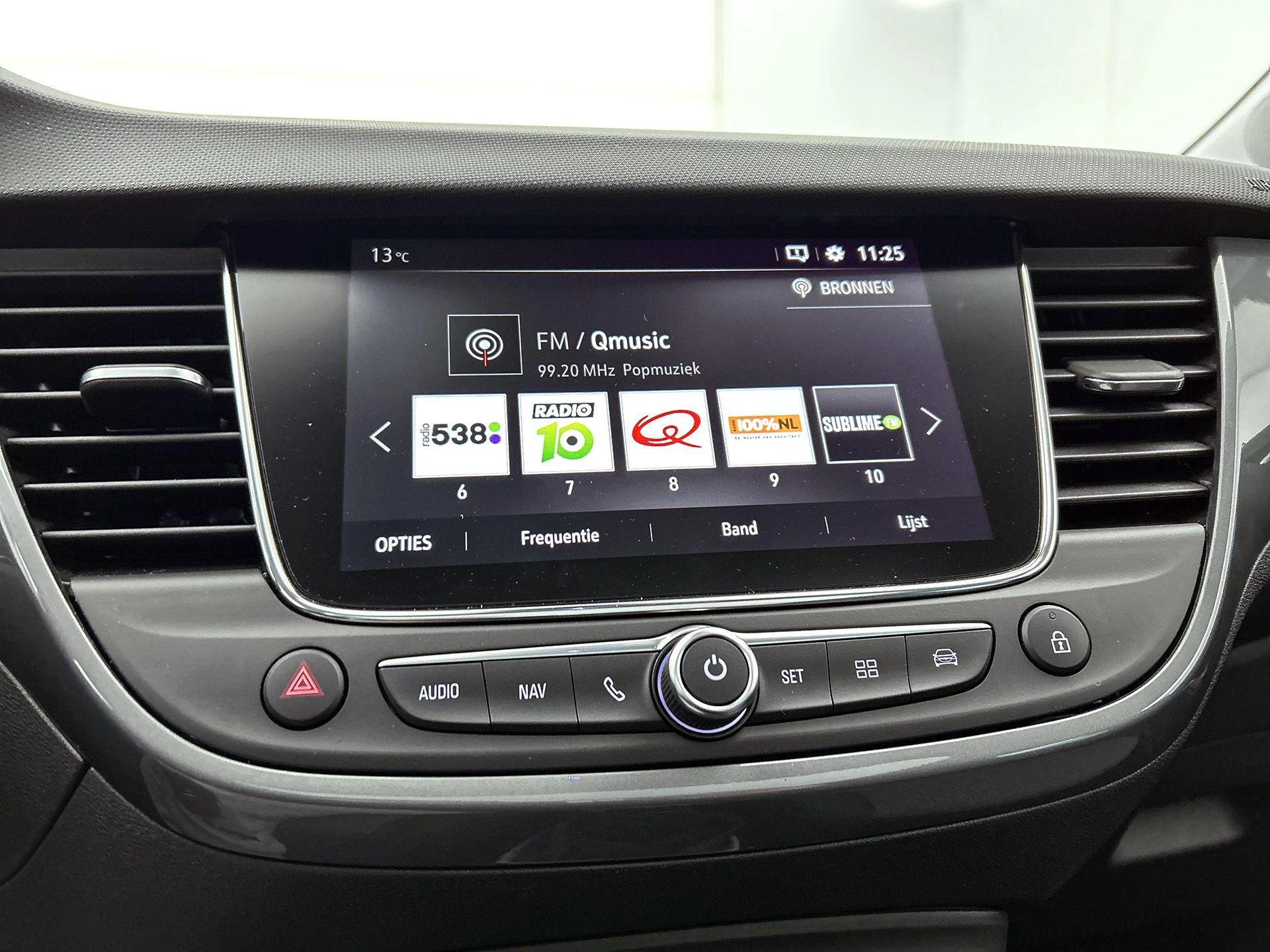 Opel-Crossland-image-9
