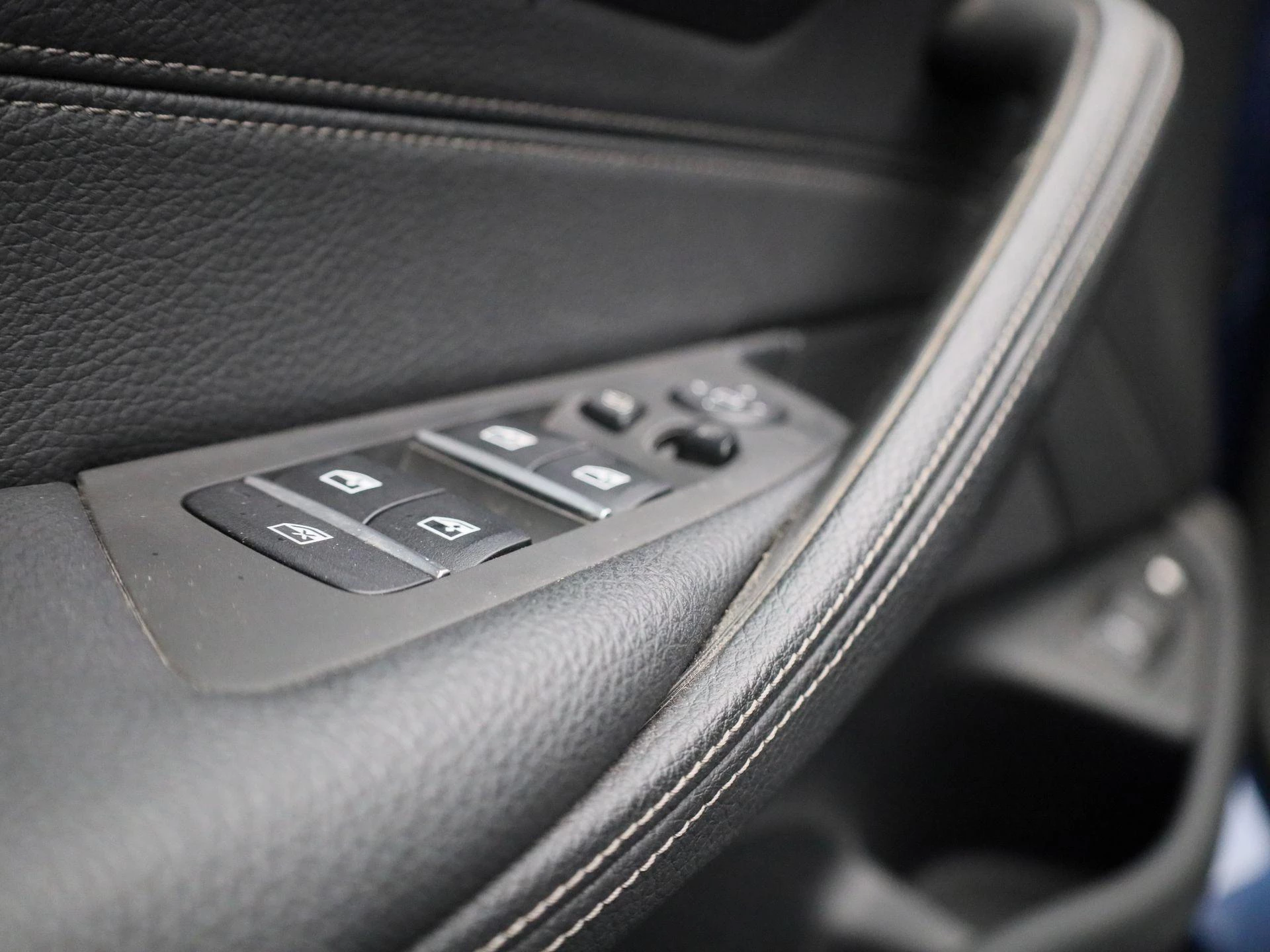 BMW-5 Serie-image-31