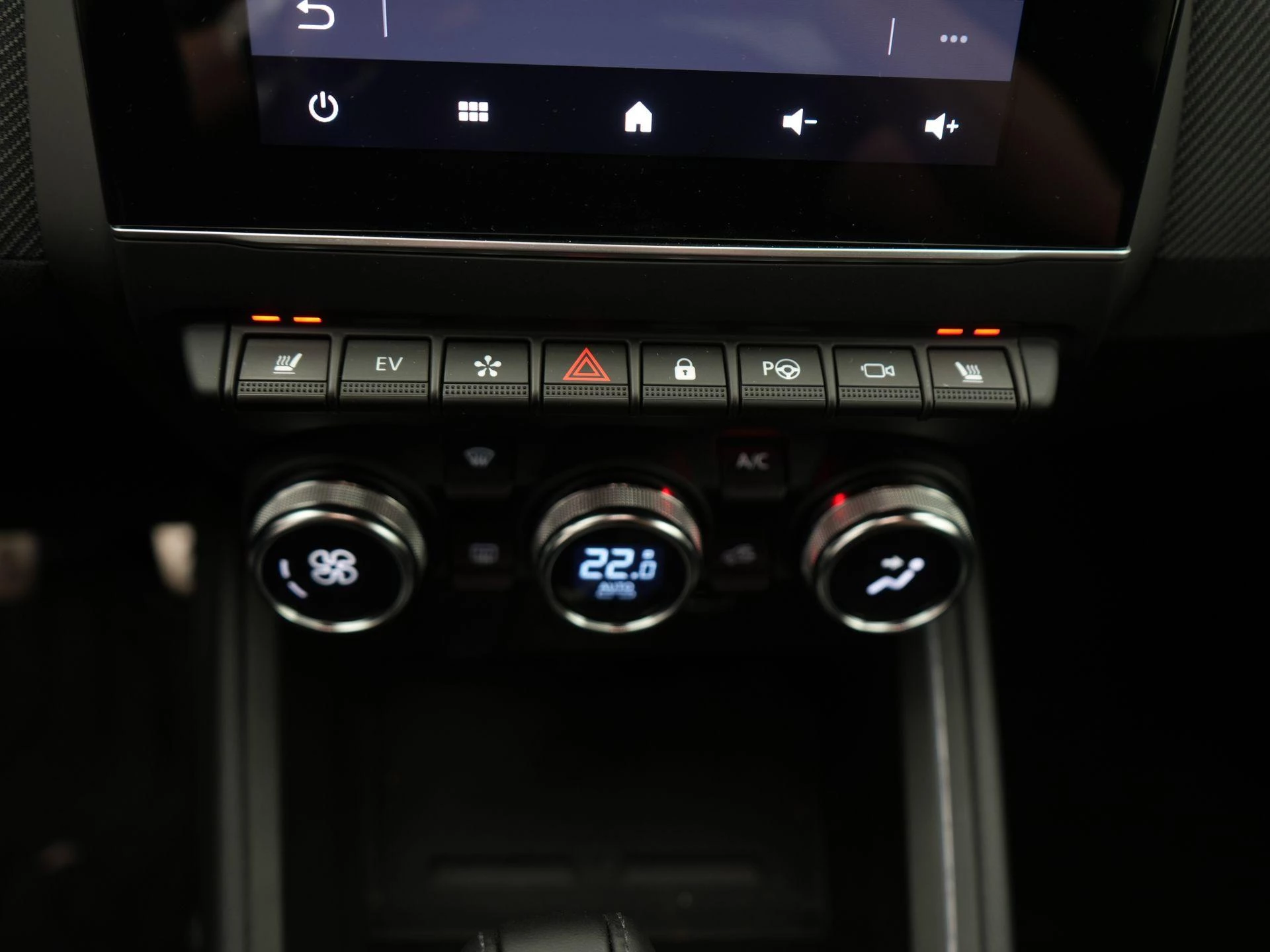 Renault-Clio-image-18