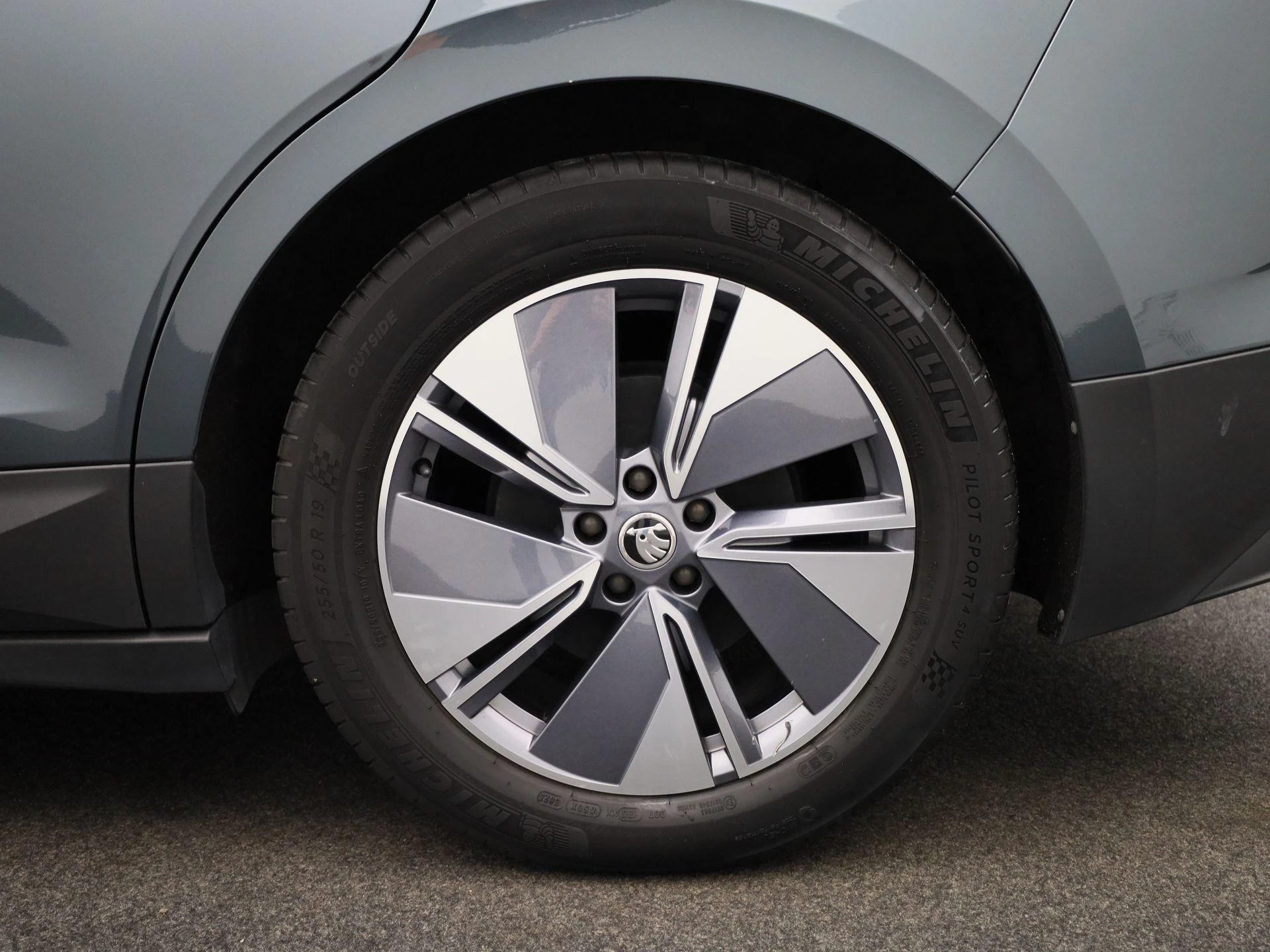 Škoda-Enyaq iV-image-12
