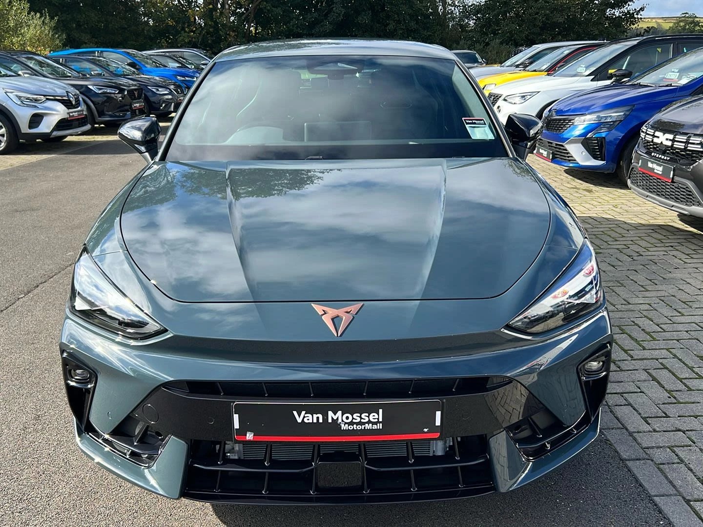 CUPRA Leon 1.5 eTSI 150 Shadow Edition 5dr DSG