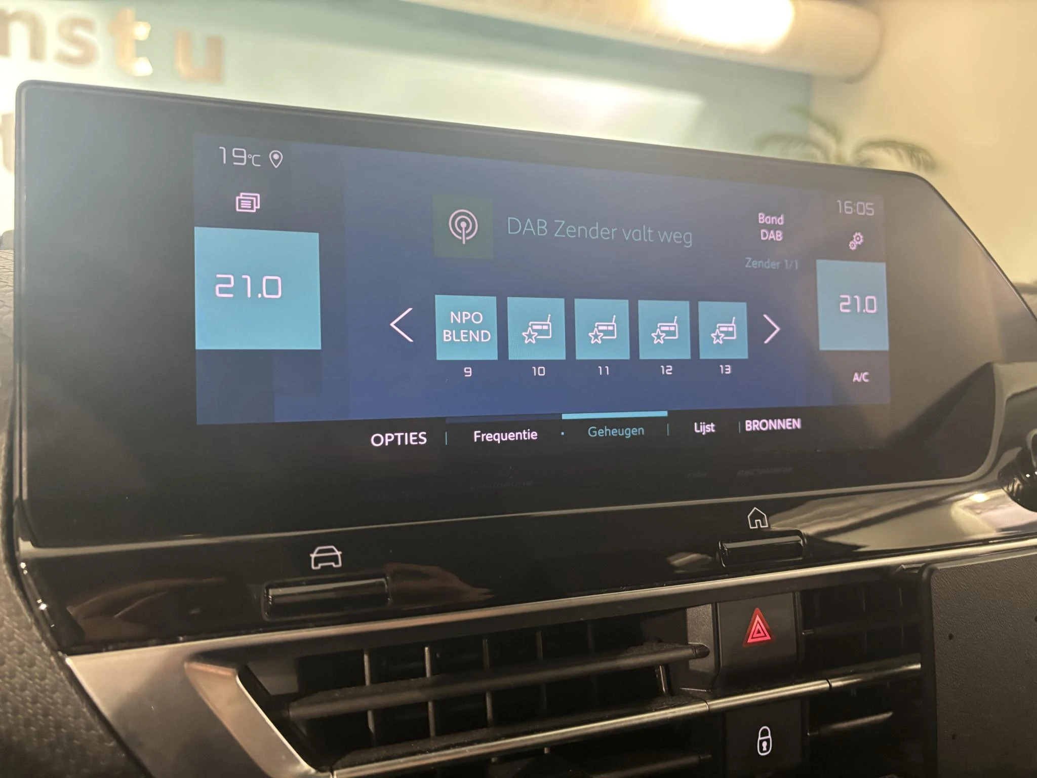 Citroën-ë-C4-image-19