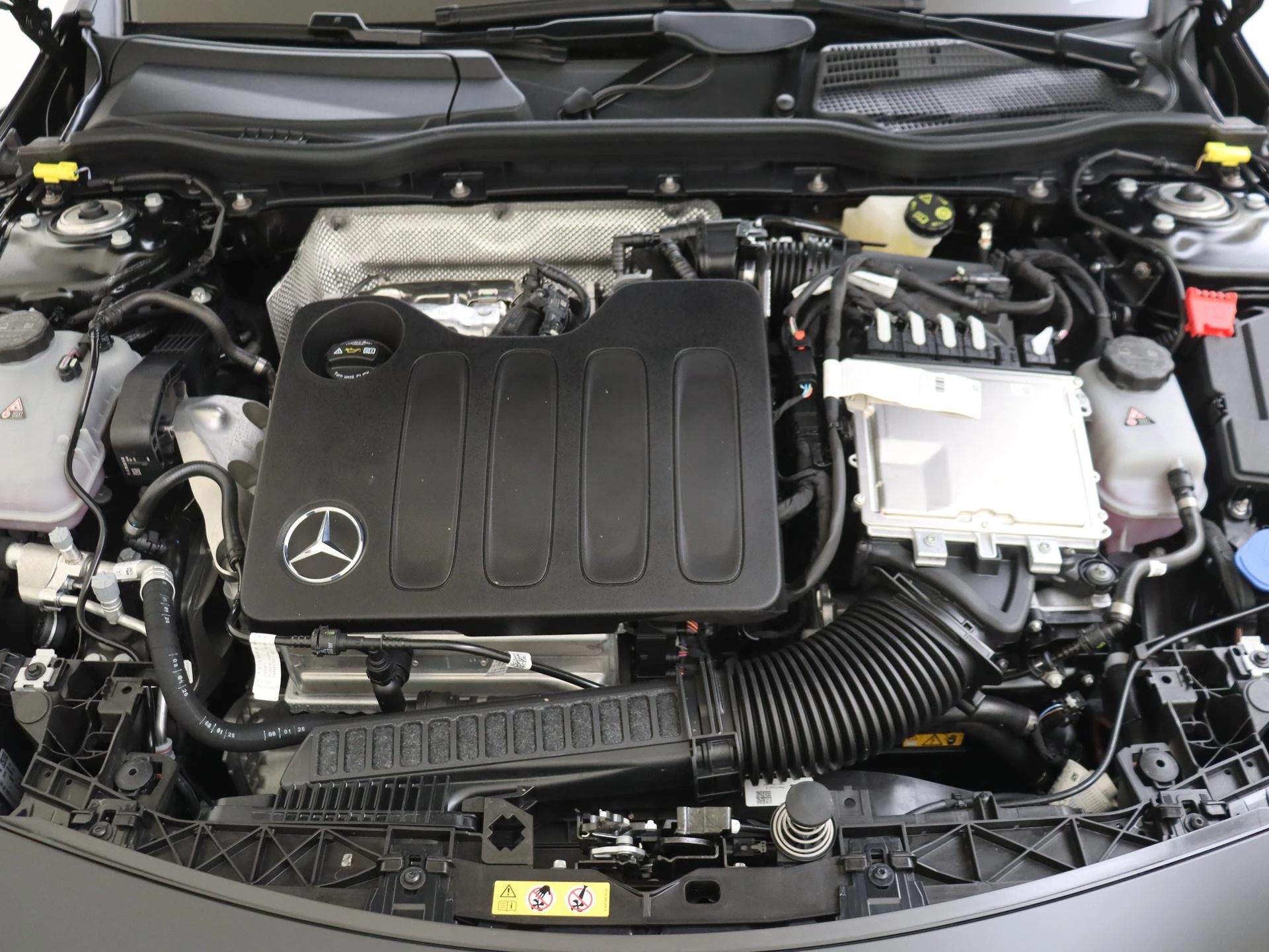 Mercedes-Benz CLA 200 AMG Line