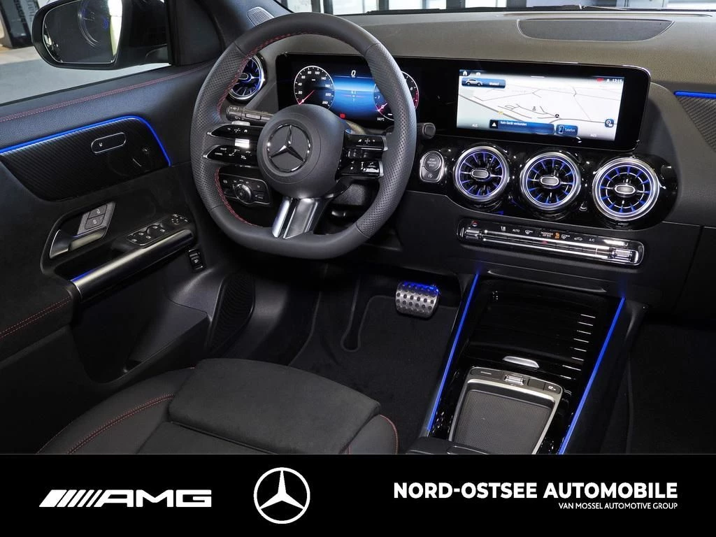 Mercedes-Benz GLA 180 AMG NIGHT PANO MULTIBEAM 19-ZOLL AMG Line