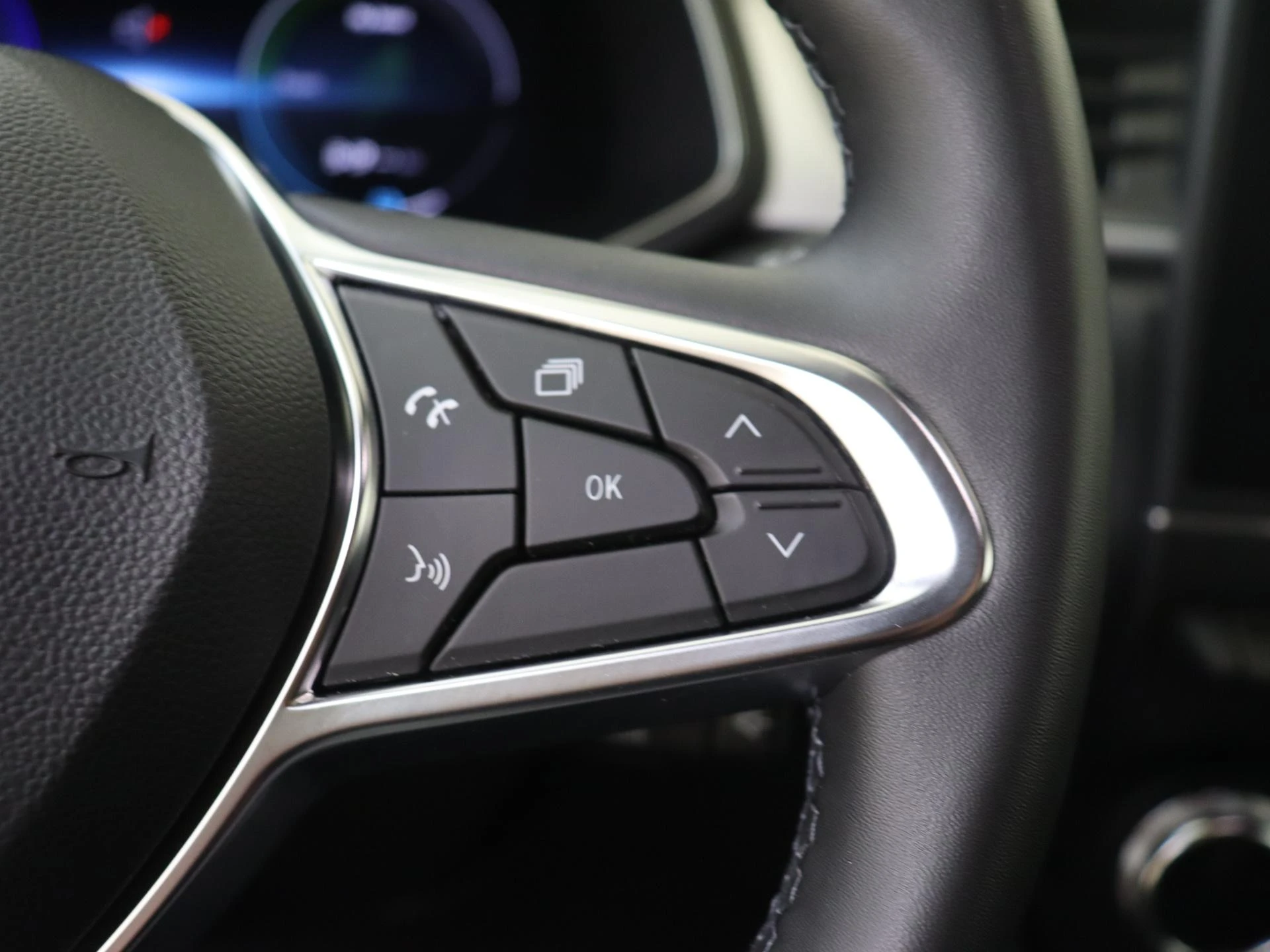 Renault-Captur-image-12