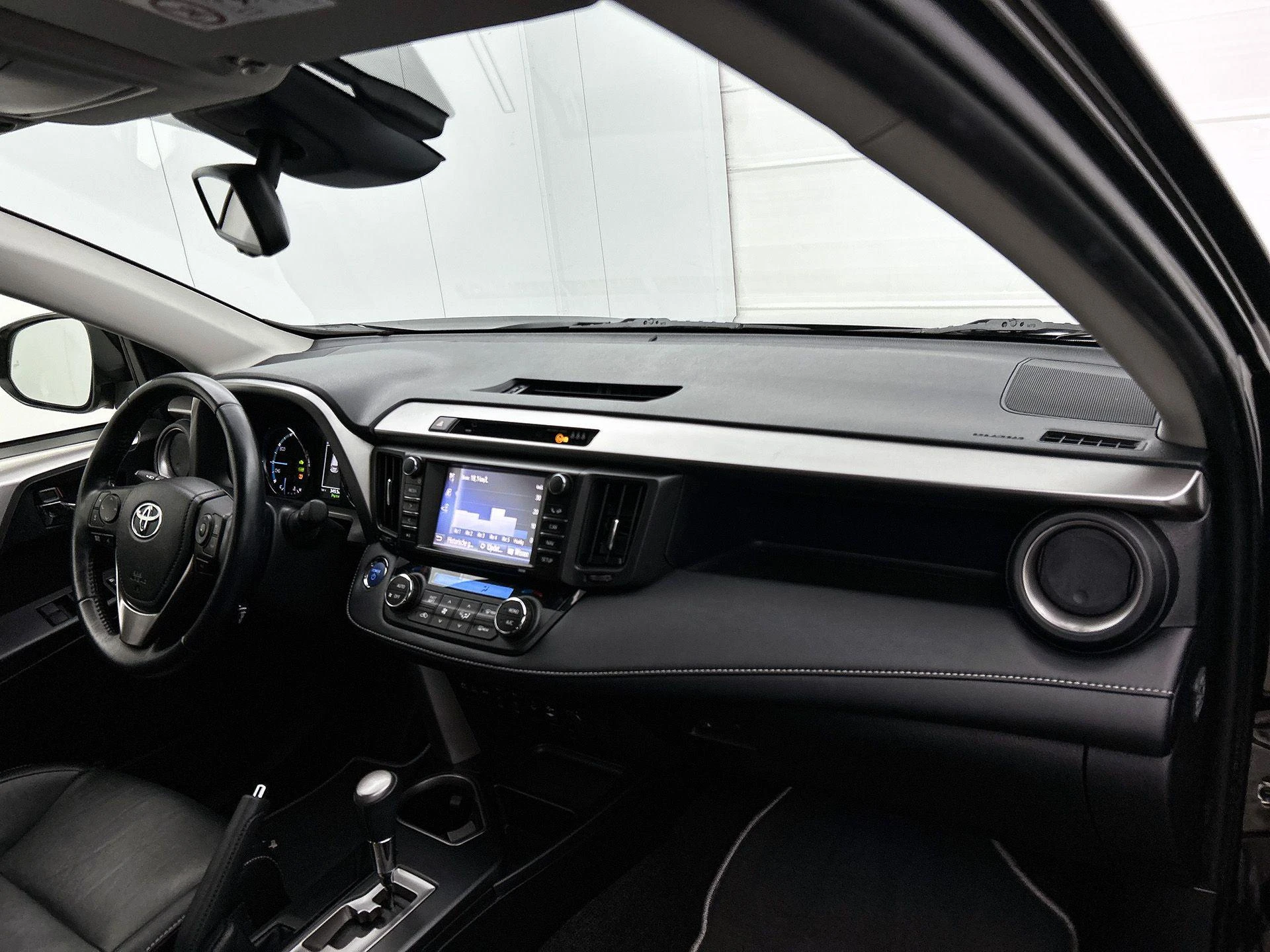 Toyota-RAV4-image-17