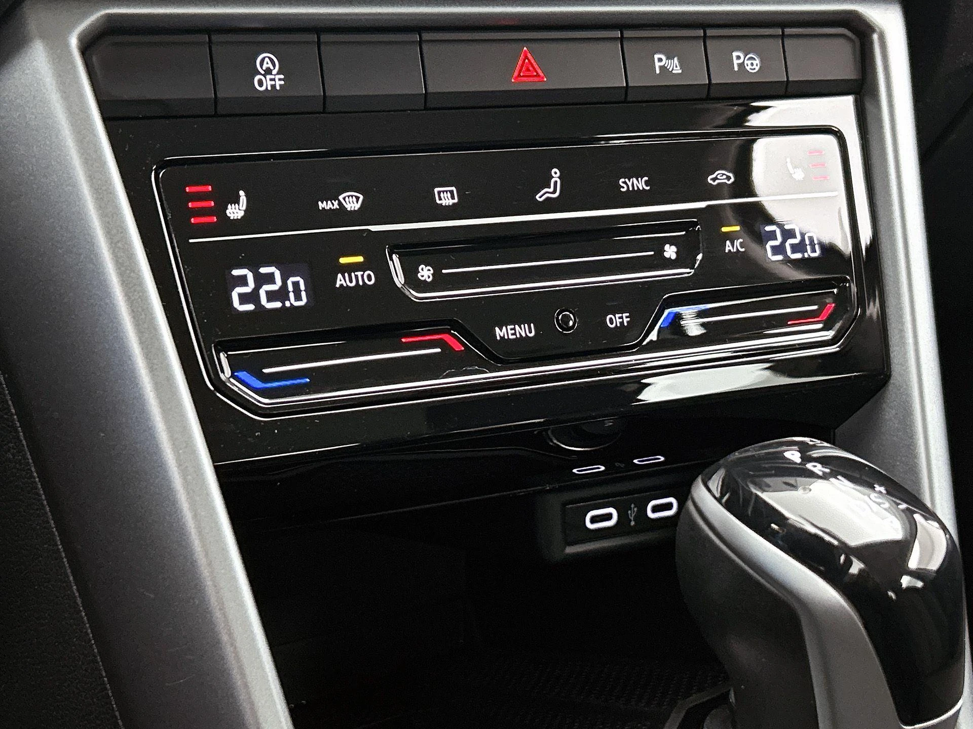 Volkswagen-T-Roc-image-20