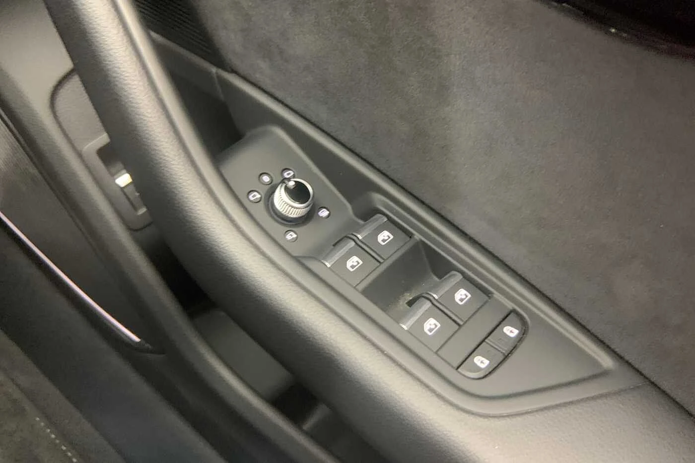 Audi-A4-image-28