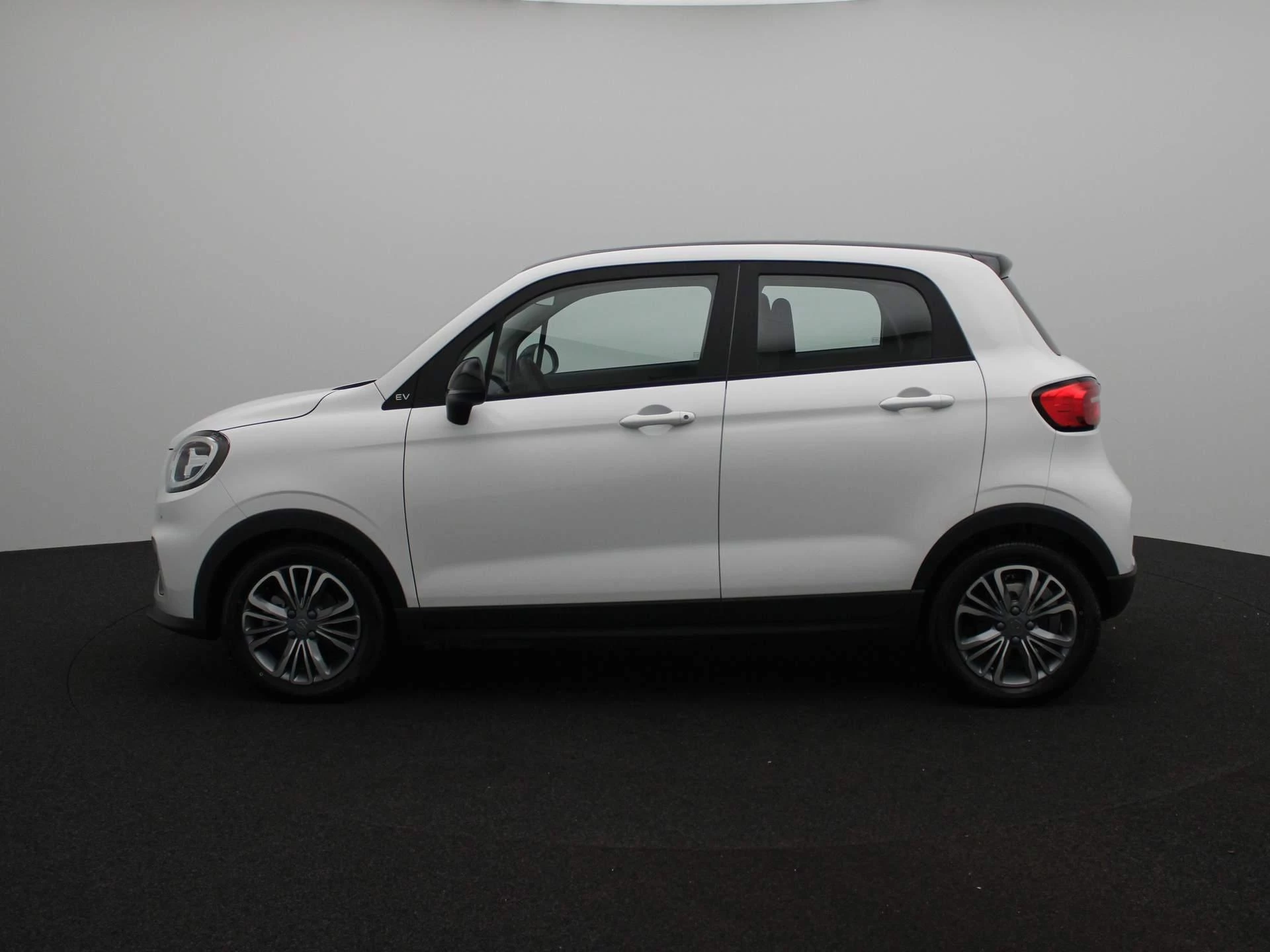 Leapmotor-T03-image-3