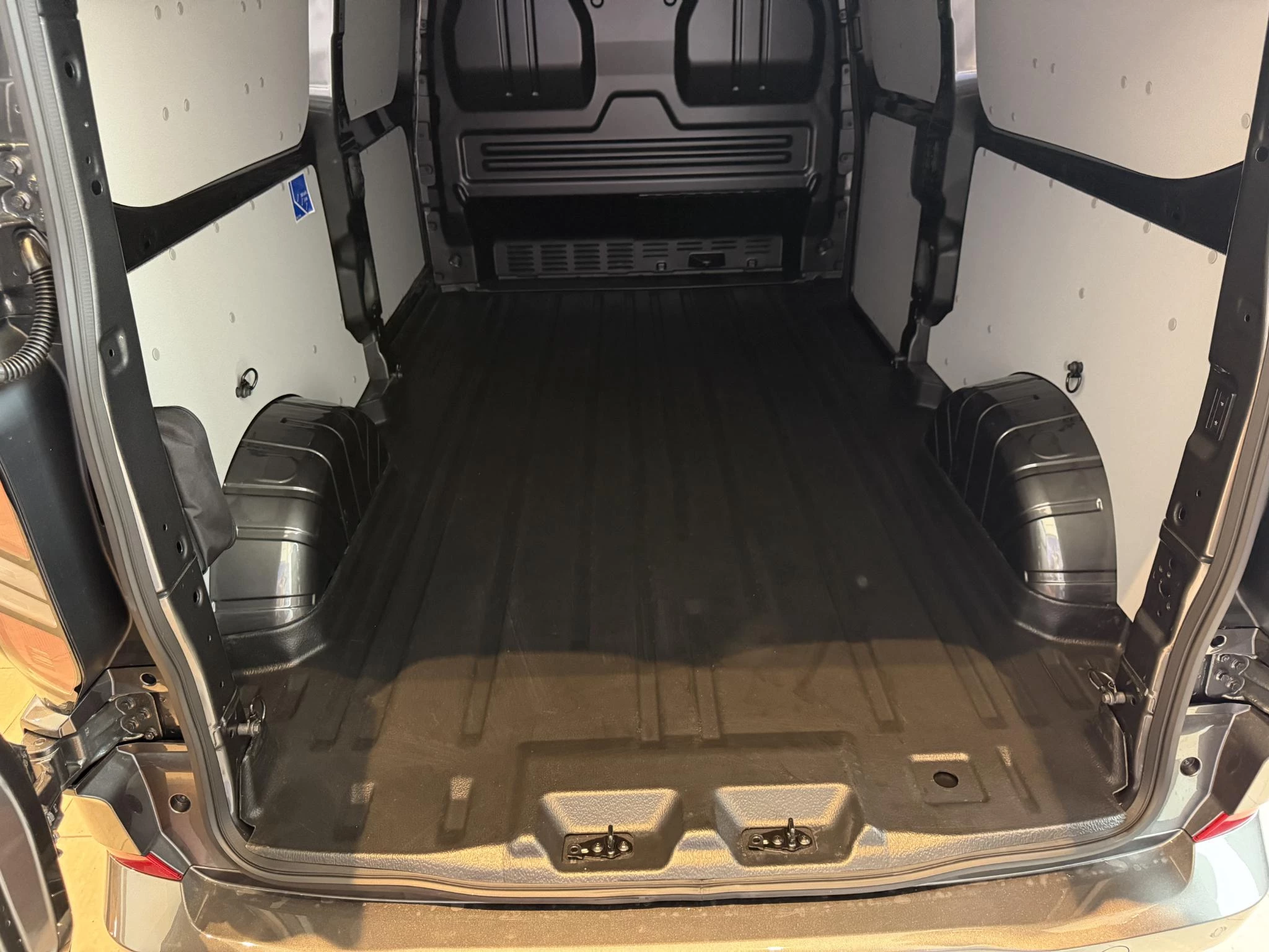 Ford-Transit Custom-image-17