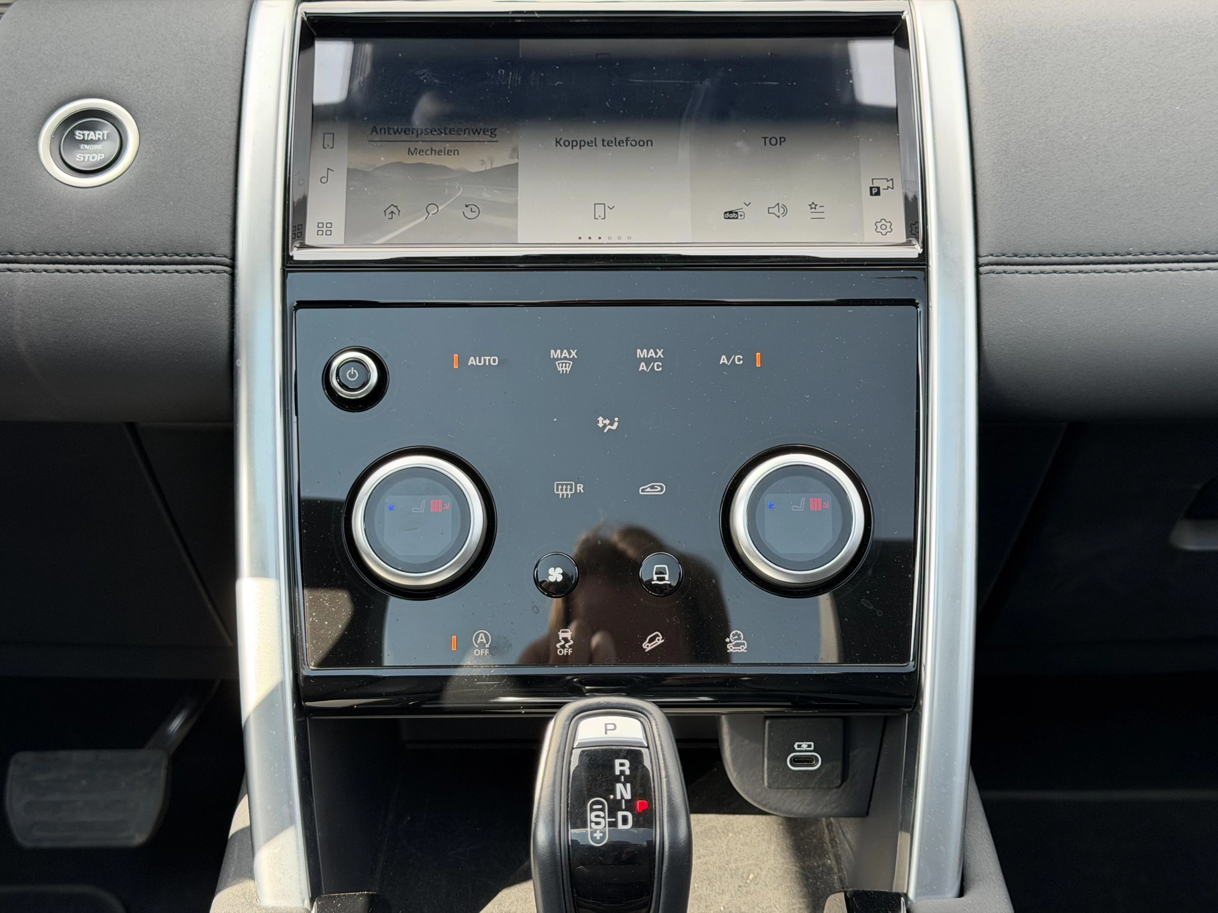 Land Rover-Discovery Sport-image-25